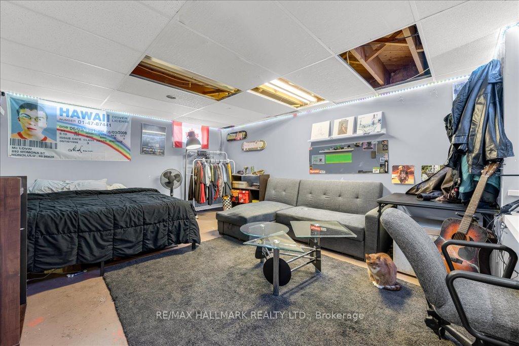 Photo 23 of 10 Cayuga Street, St. Catharines, Haig — HOMEH
