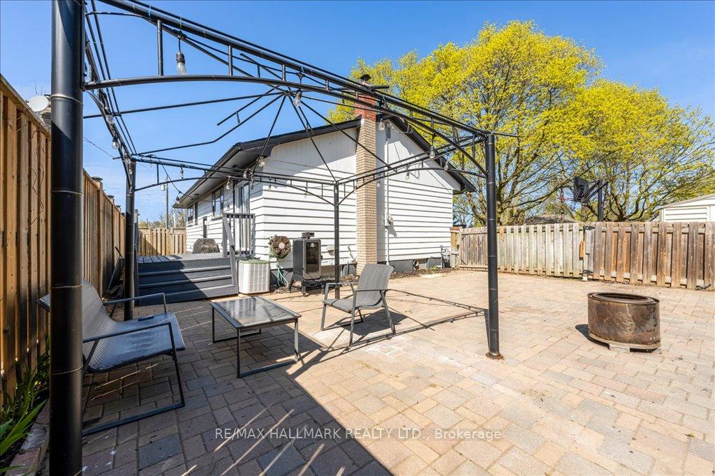 Photo 31 of 10 Cayuga Street, St. Catharines, Haig — HOMEH
