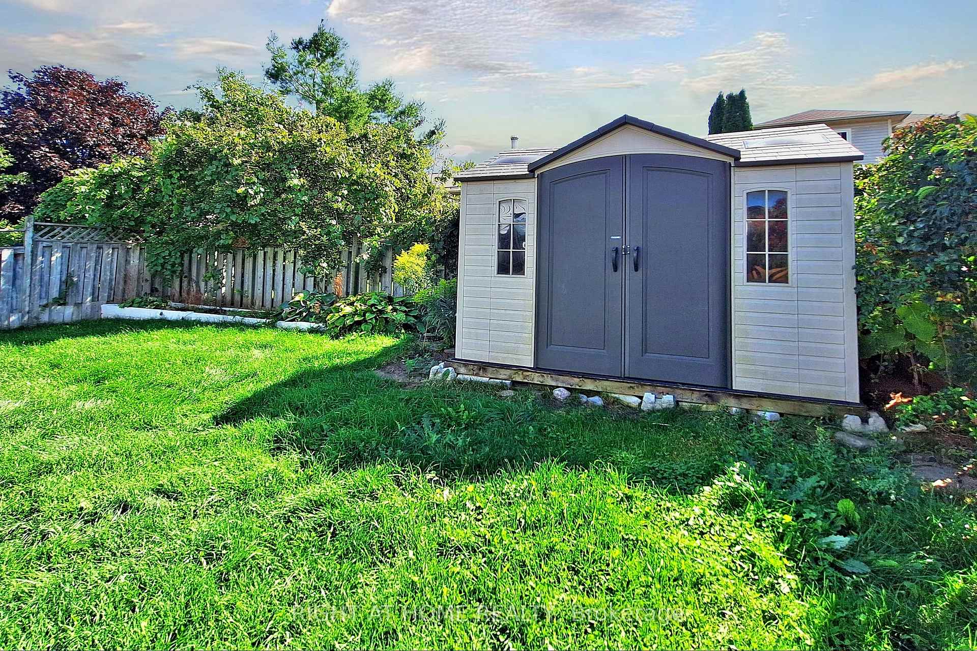 Photo 20 of 9 Ward Drive, Barrie, Painswick South — HOMEH