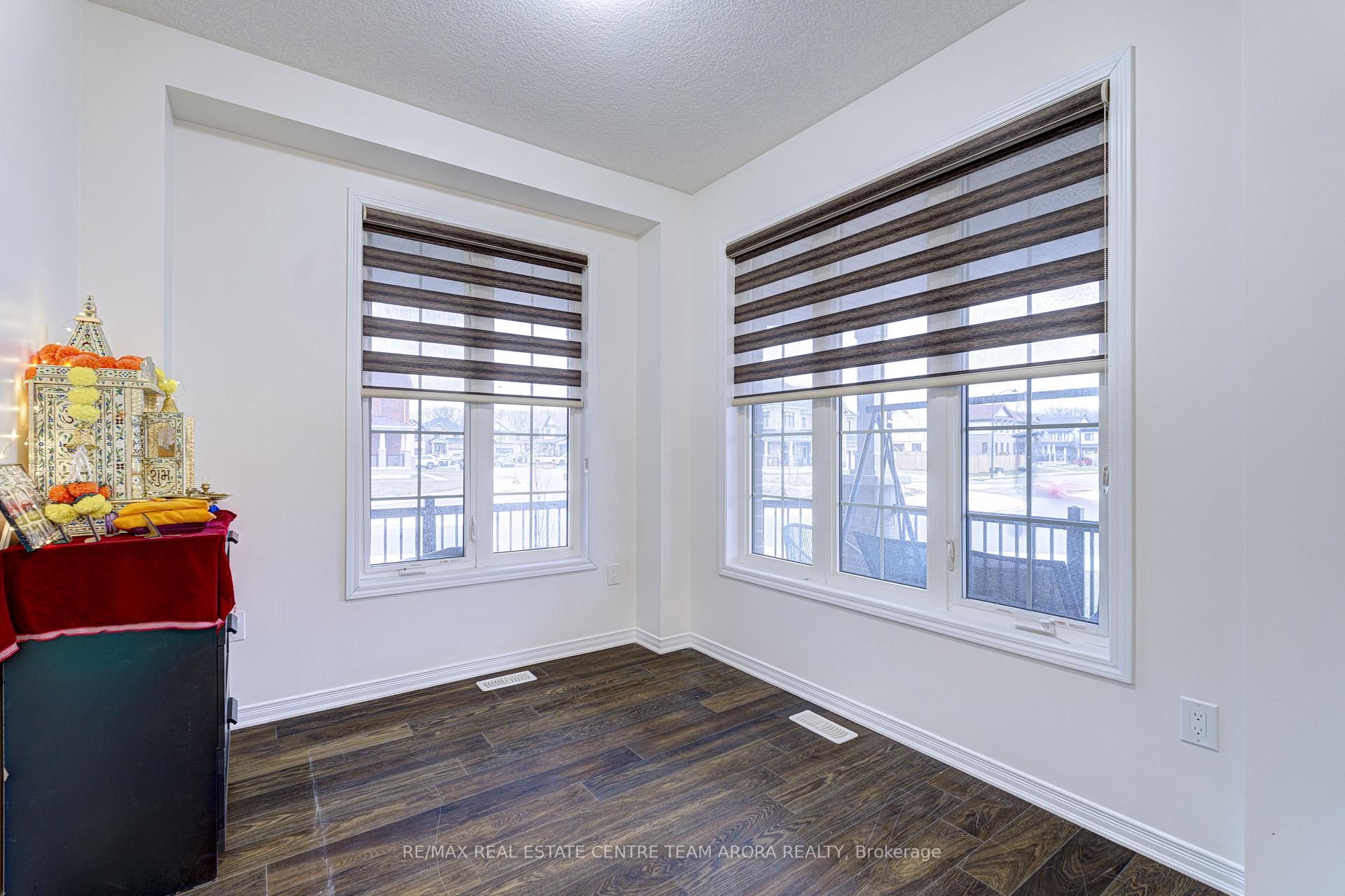 Photo 7 of 264 Bedrock Drive, Hamilton, Stoney Creek Mountain — HOMEH