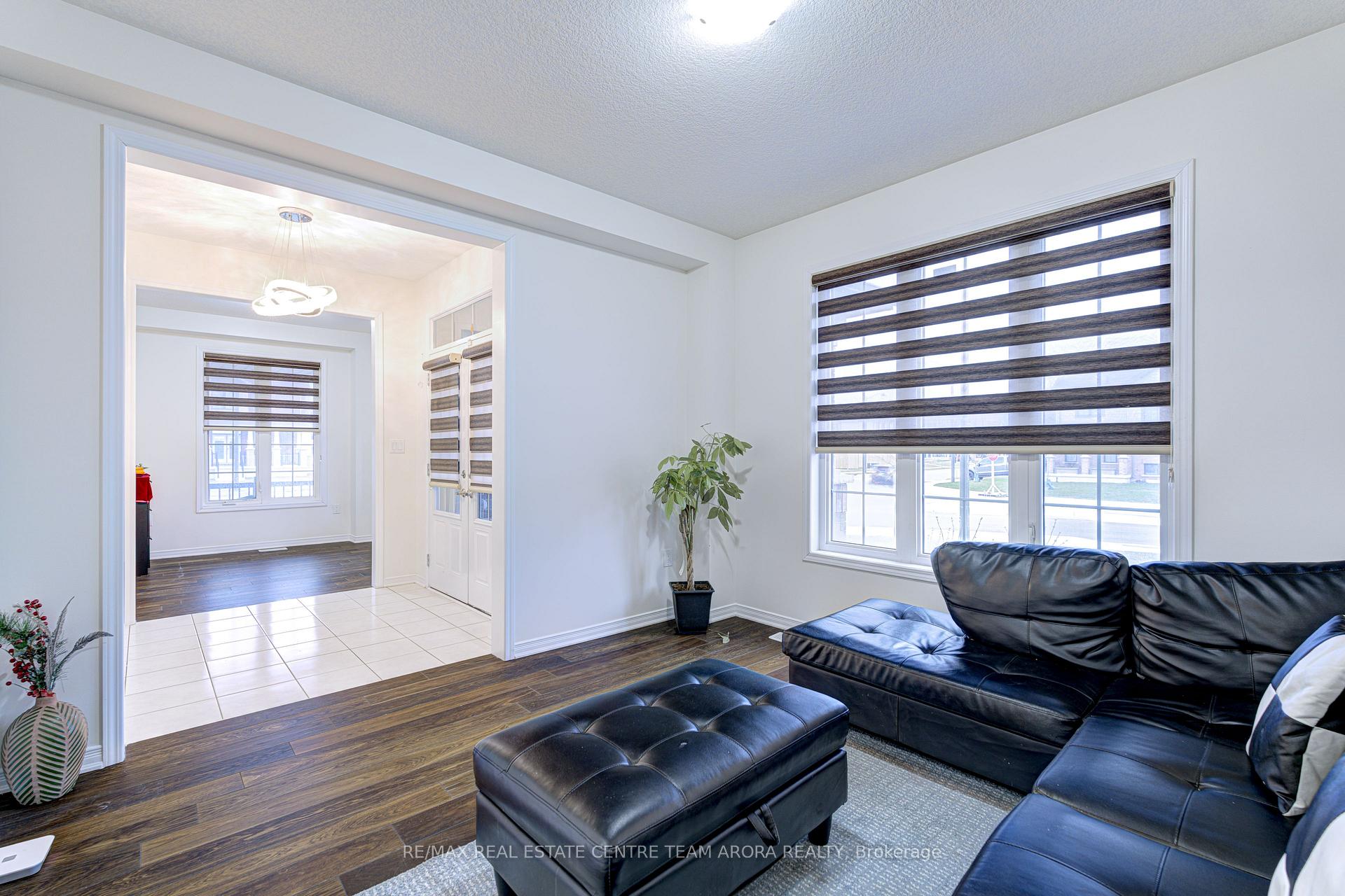 Photo 10 of 264 Bedrock Drive, Hamilton, Stoney Creek Mountain — HOMEH