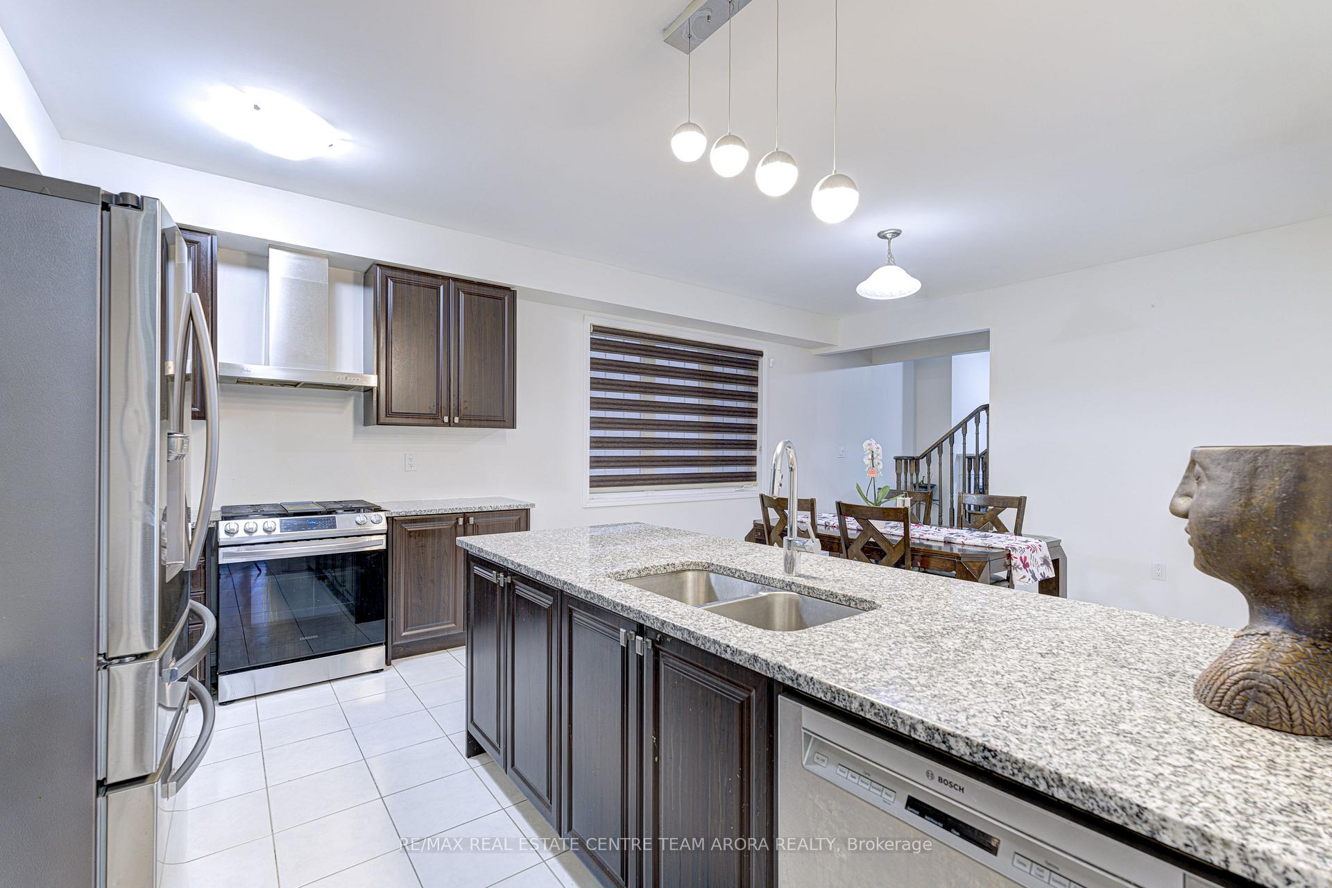 Photo 16 of 264 Bedrock Drive, Hamilton, Stoney Creek Mountain — HOMEH