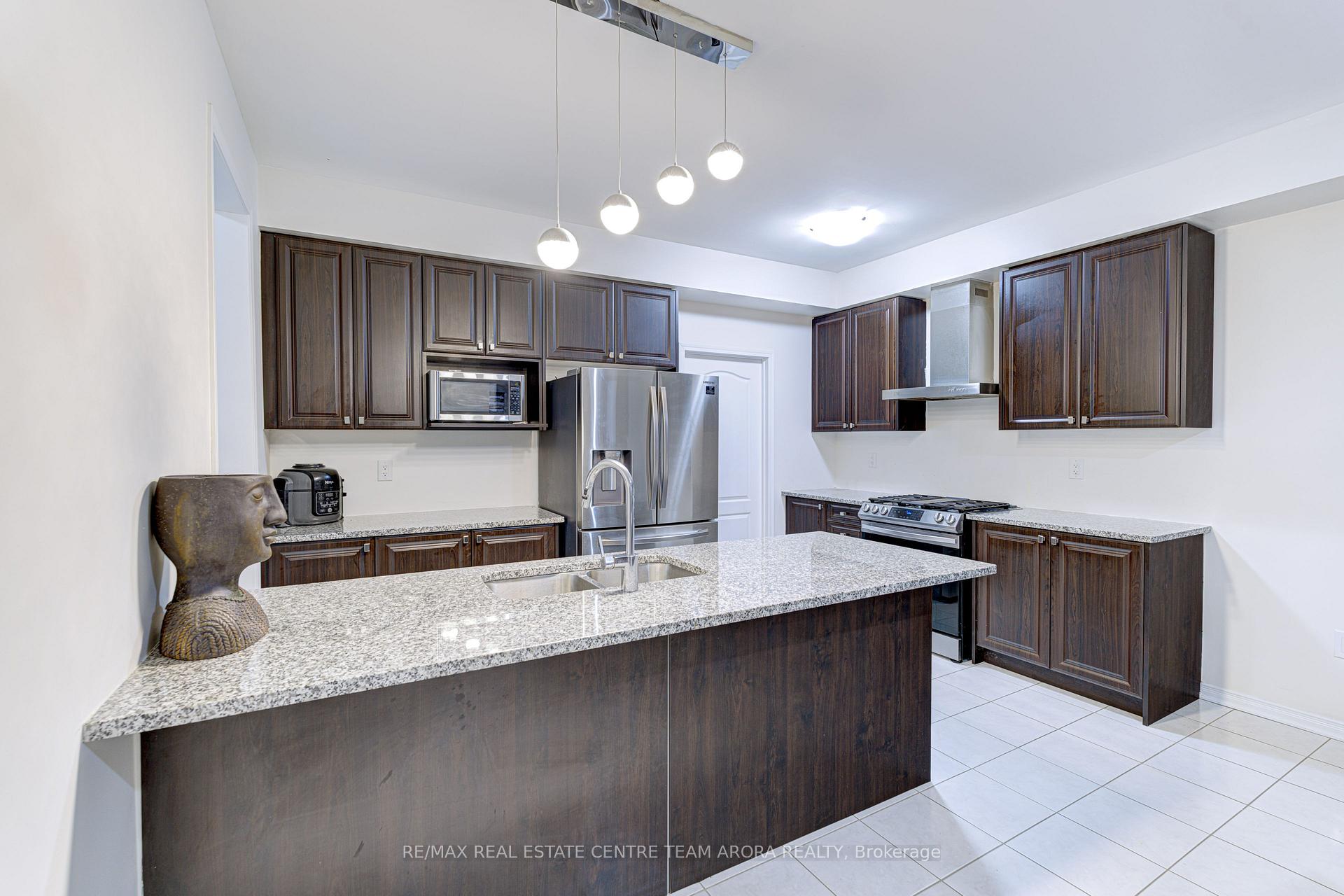 Photo 19 of 264 Bedrock Drive, Hamilton, Stoney Creek Mountain — HOMEH