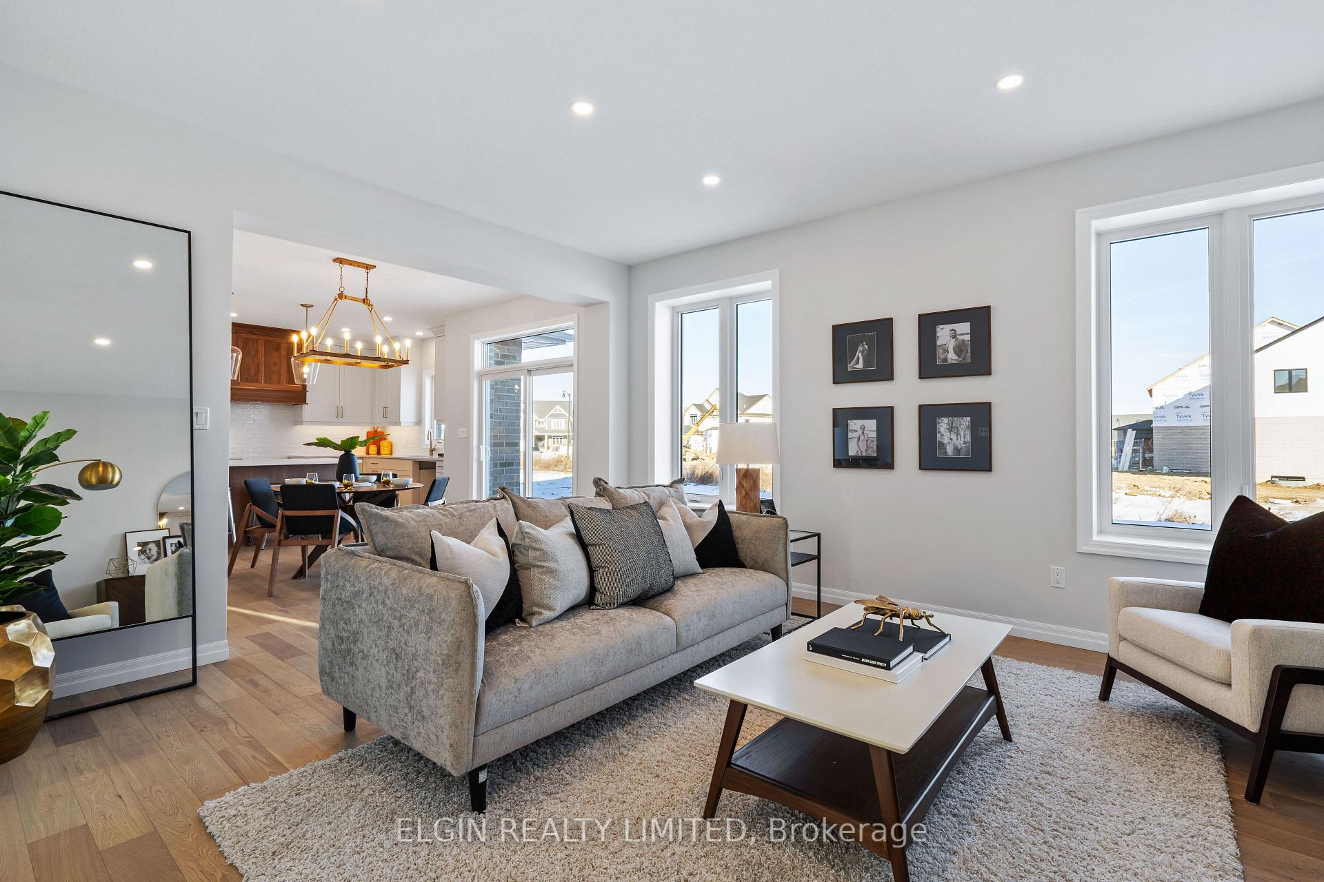 Photo 10 of 4 Hartland Circle, St. Thomas — HOMEH