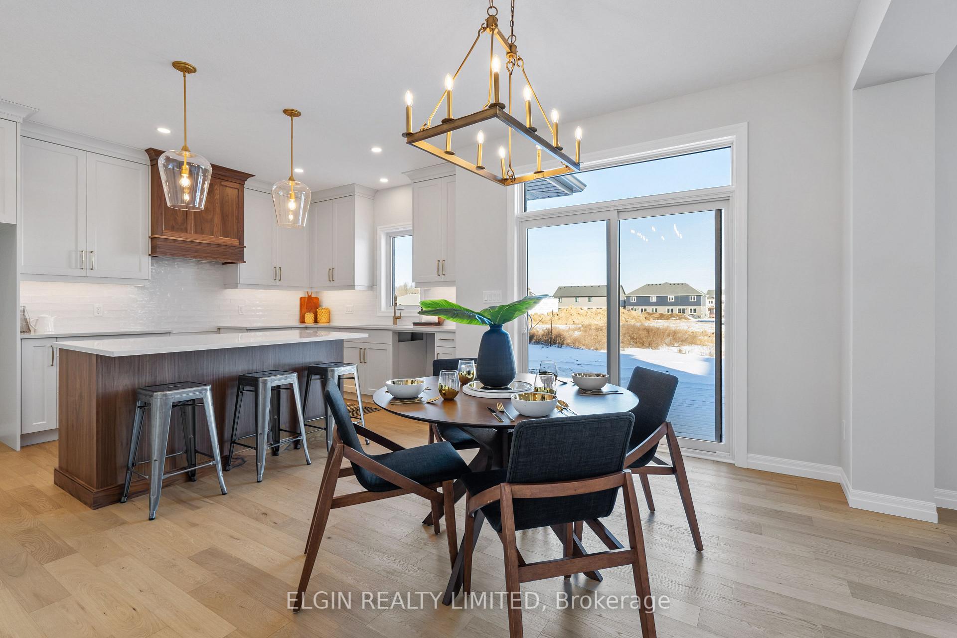 Photo 14 of 4 Hartland Circle, St. Thomas — HOMEH
