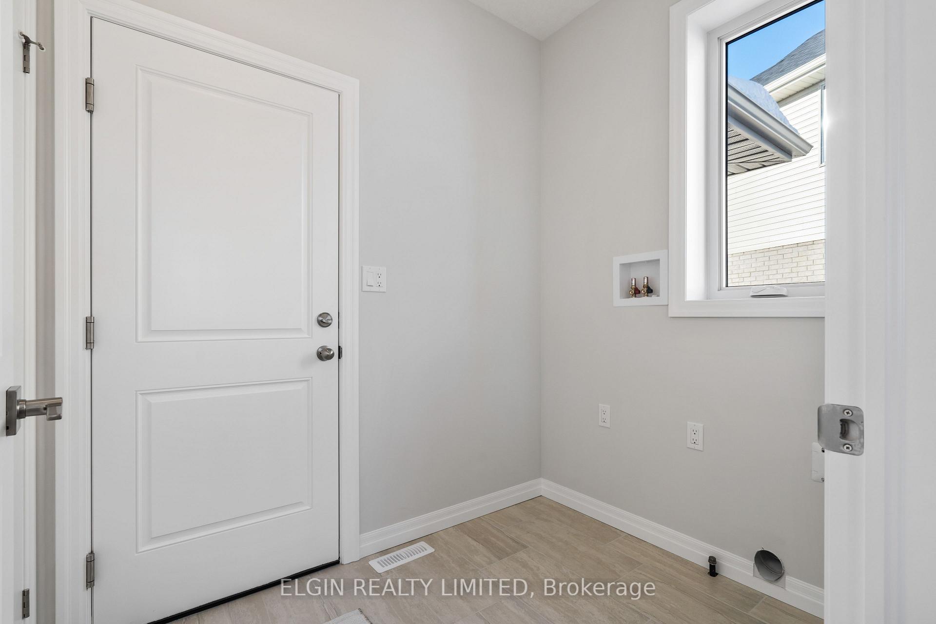 Photo 22 of 4 Hartland Circle, St. Thomas — HOMEH
