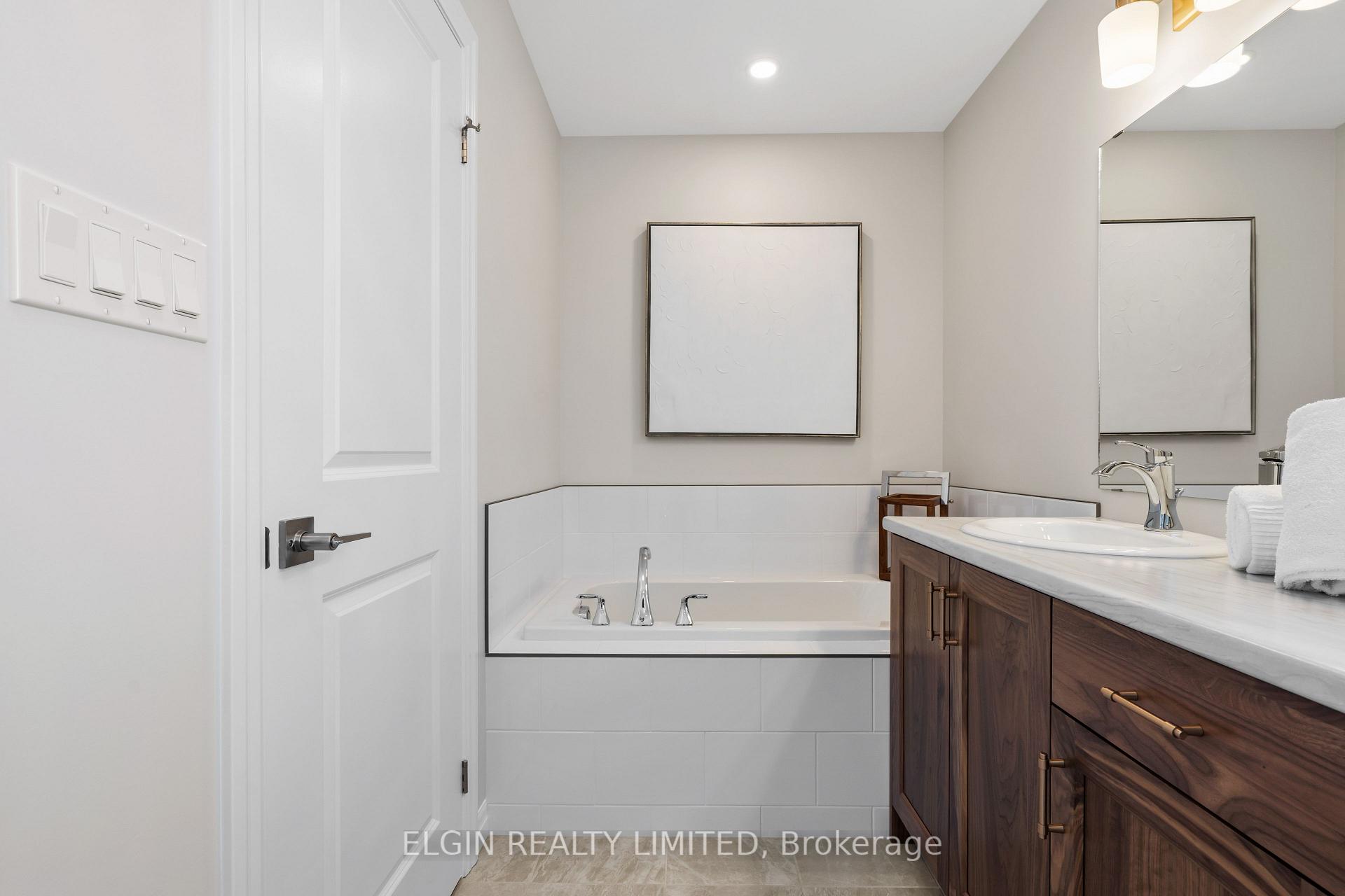 Photo 34 of 4 Hartland Circle, St. Thomas — HOMEH
