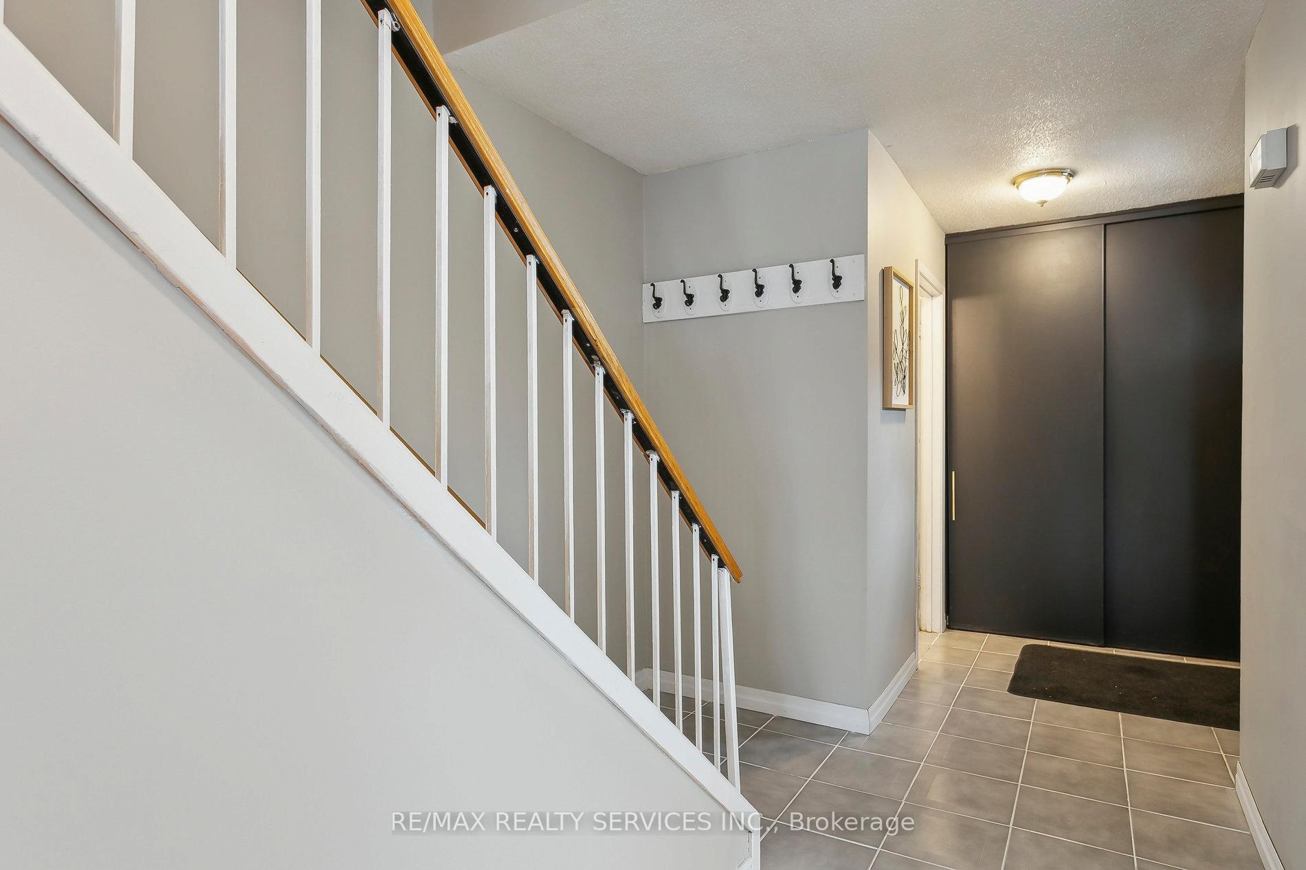 Photo 27 of 101 Greene Drive, Brampton, Madoc — HOMEH