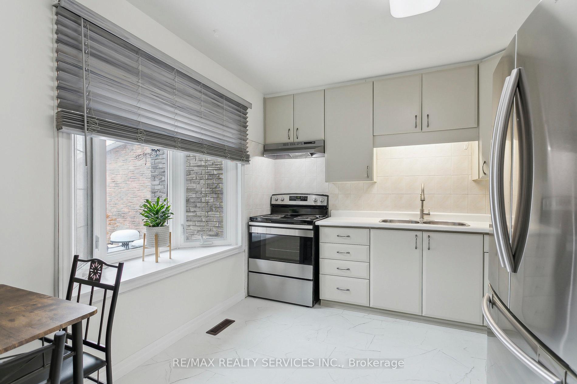 Photo 30 of 101 Greene Drive, Brampton, Madoc — HOMEH