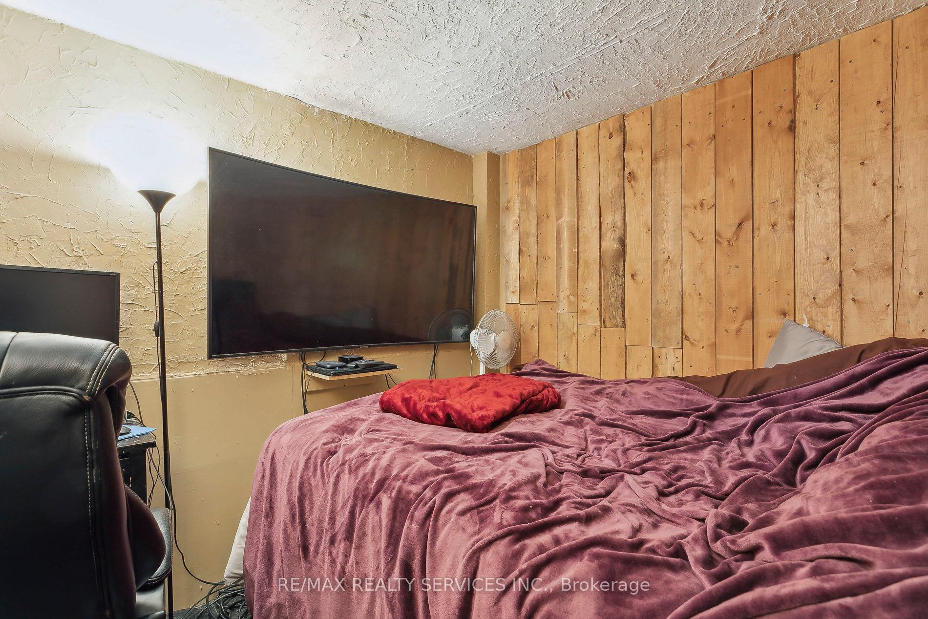 Photo 80 of 101 Greene Drive, Brampton, Madoc — HOMEH