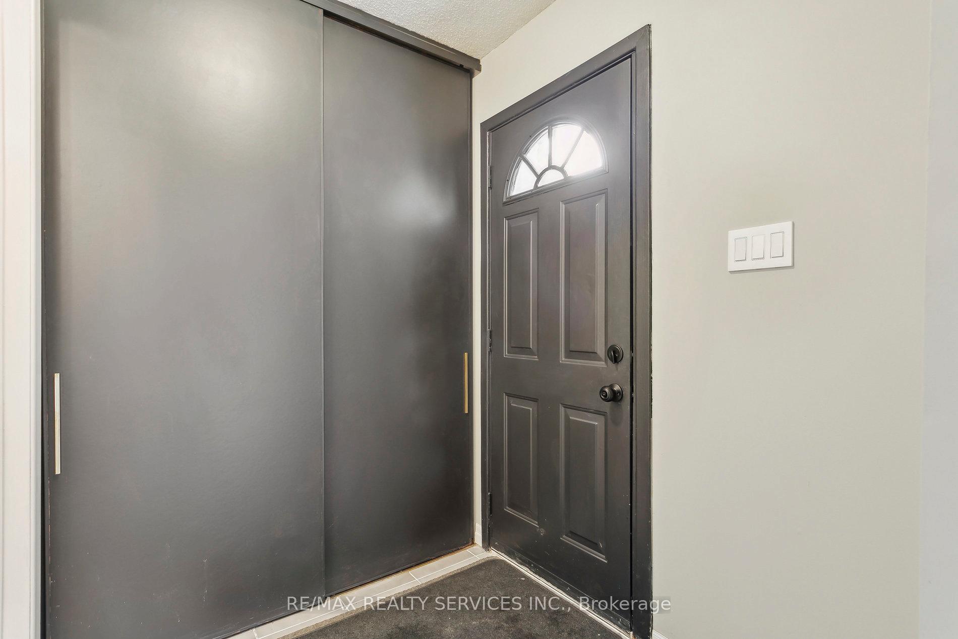 Photo 6 of 101 Greene Drive, Brampton, Madoc — HOMEH