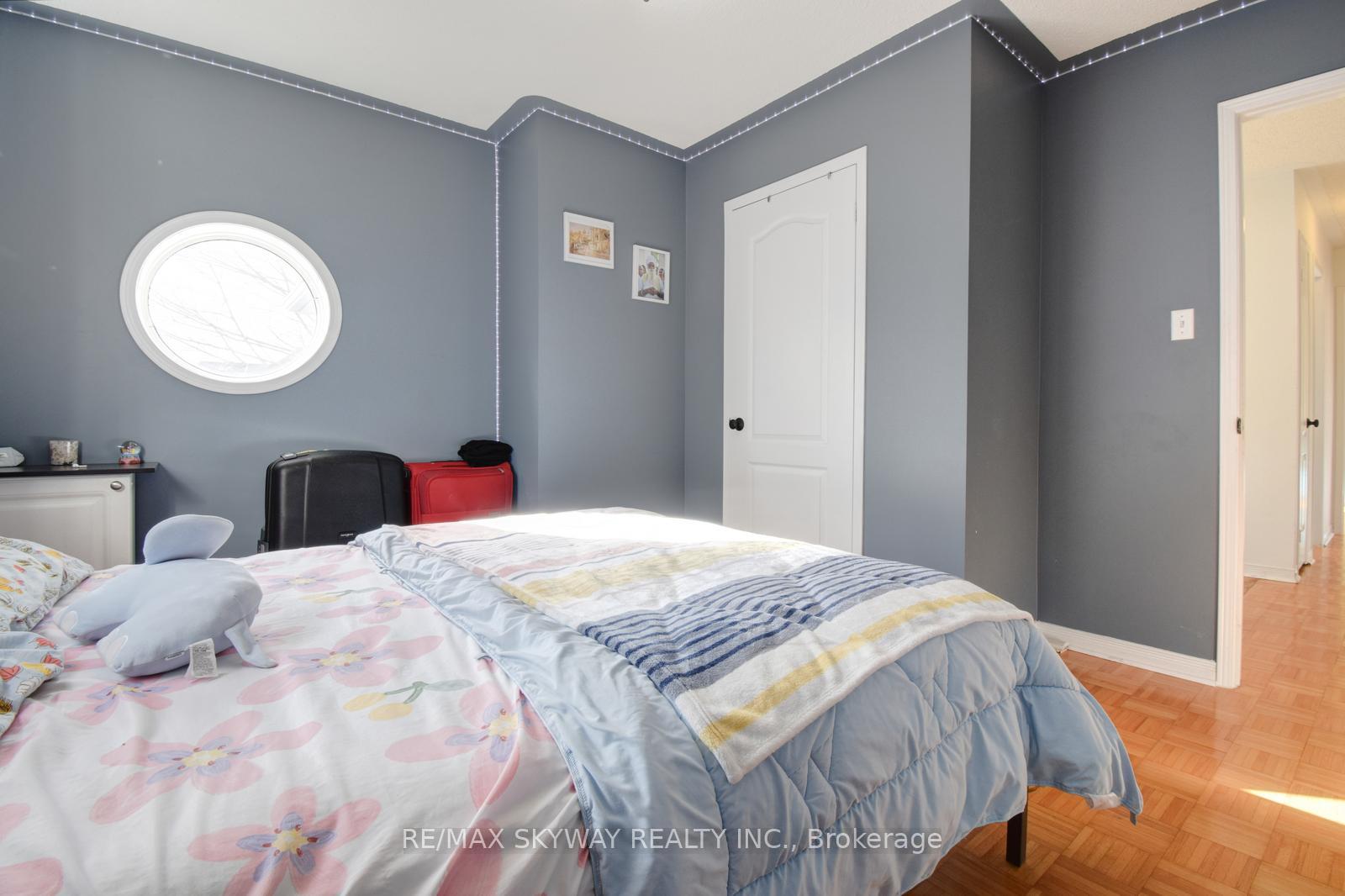 Photo 27 of 21 Badger Avenue E, Brampton, Sandringham-Wellington — HOMEH