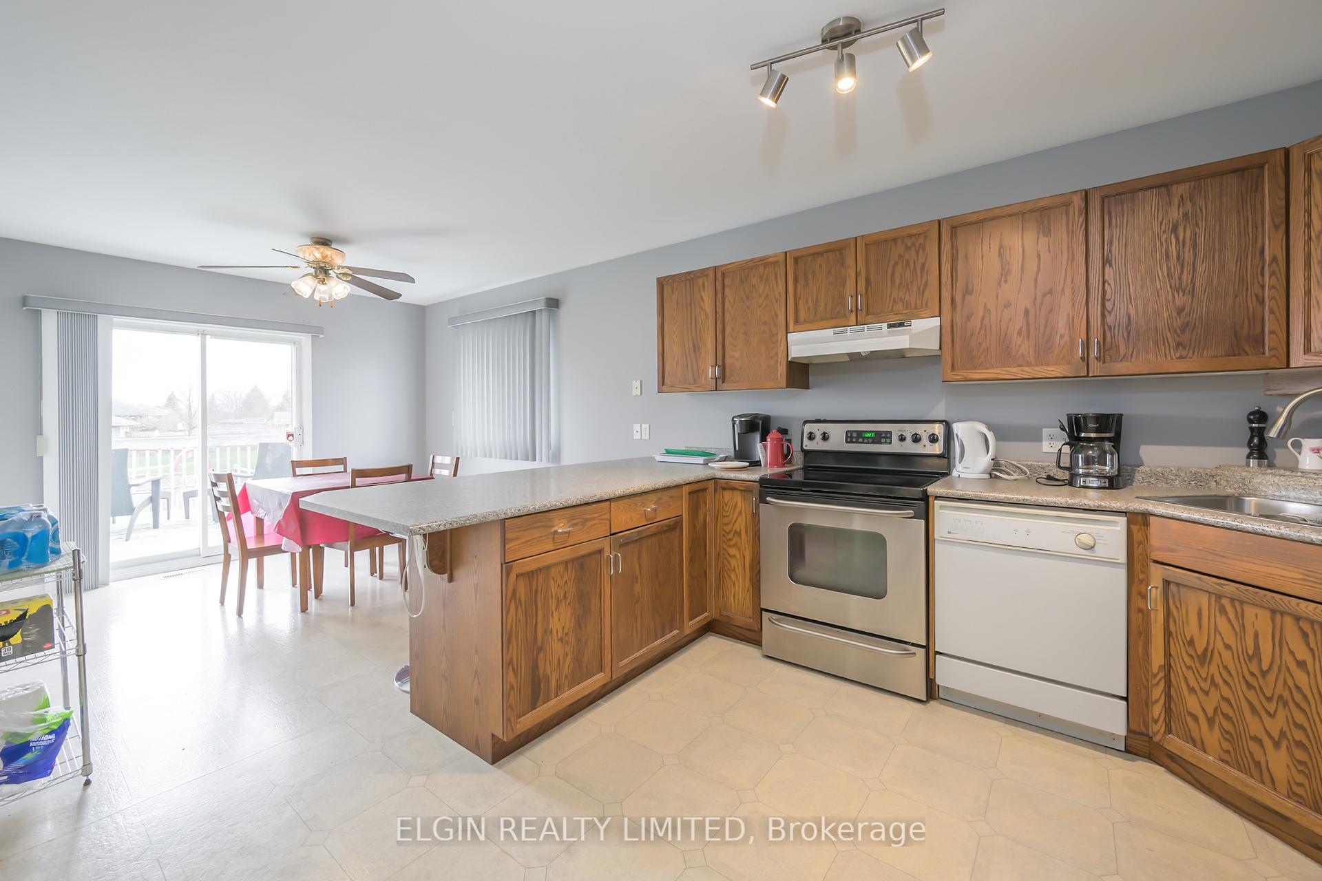 Photo 6 of 623 Highview Drive, St. Thomas — HOMEH