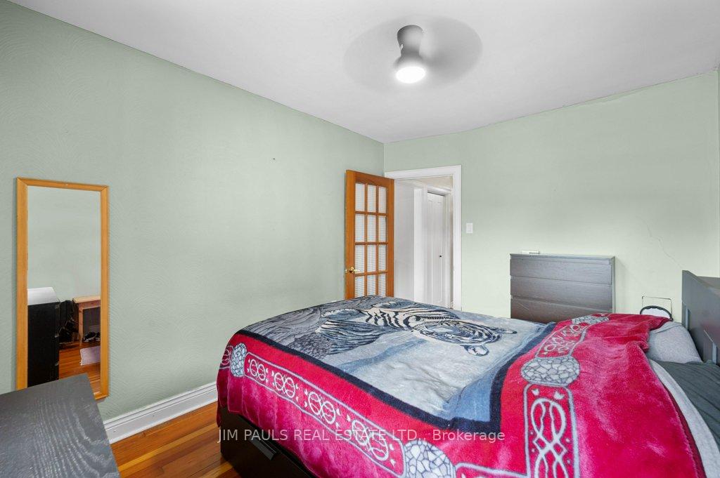 Photo 20 of 145 Weir Street N, Hamilton, Homeside — HOMEH