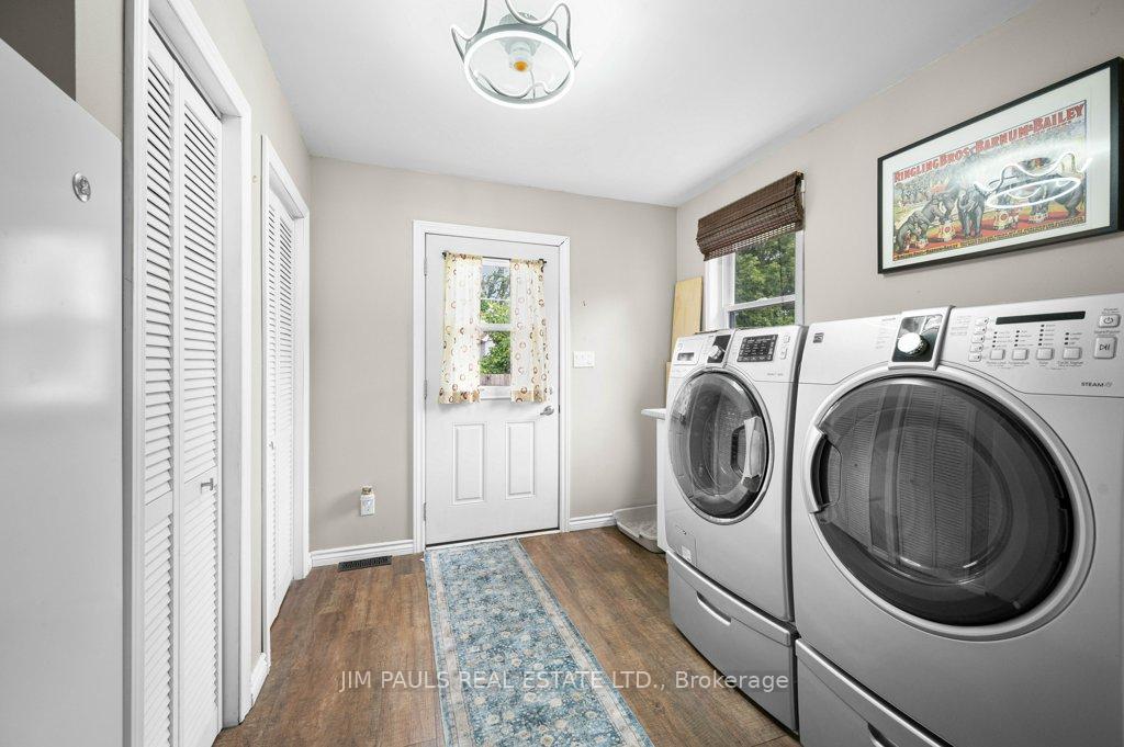 Photo 23 of 145 Weir Street N, Hamilton, Homeside — HOMEH