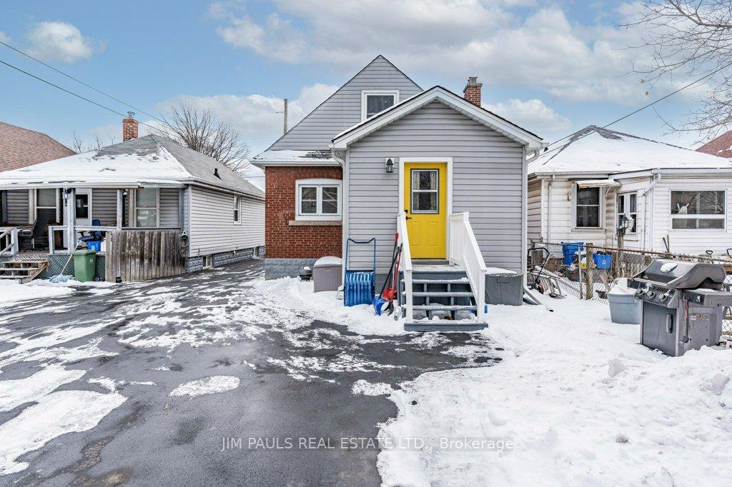 Photo 36 of 145 Weir Street N, Hamilton, Homeside — HOMEH