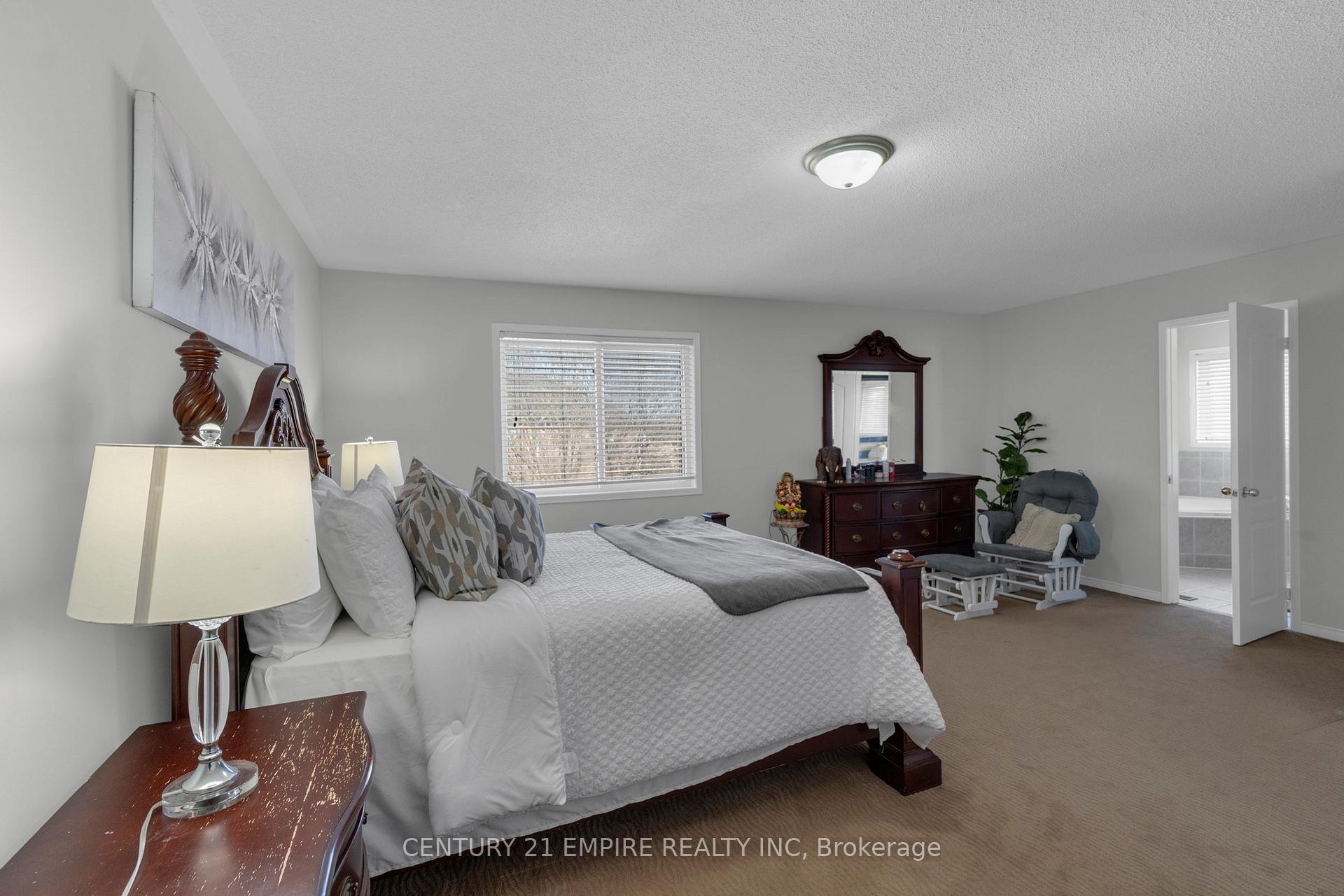 Photo 69 of 367 Edenbrook Hill Drive, Brampton, Fletcher's Meadow — HOMEH