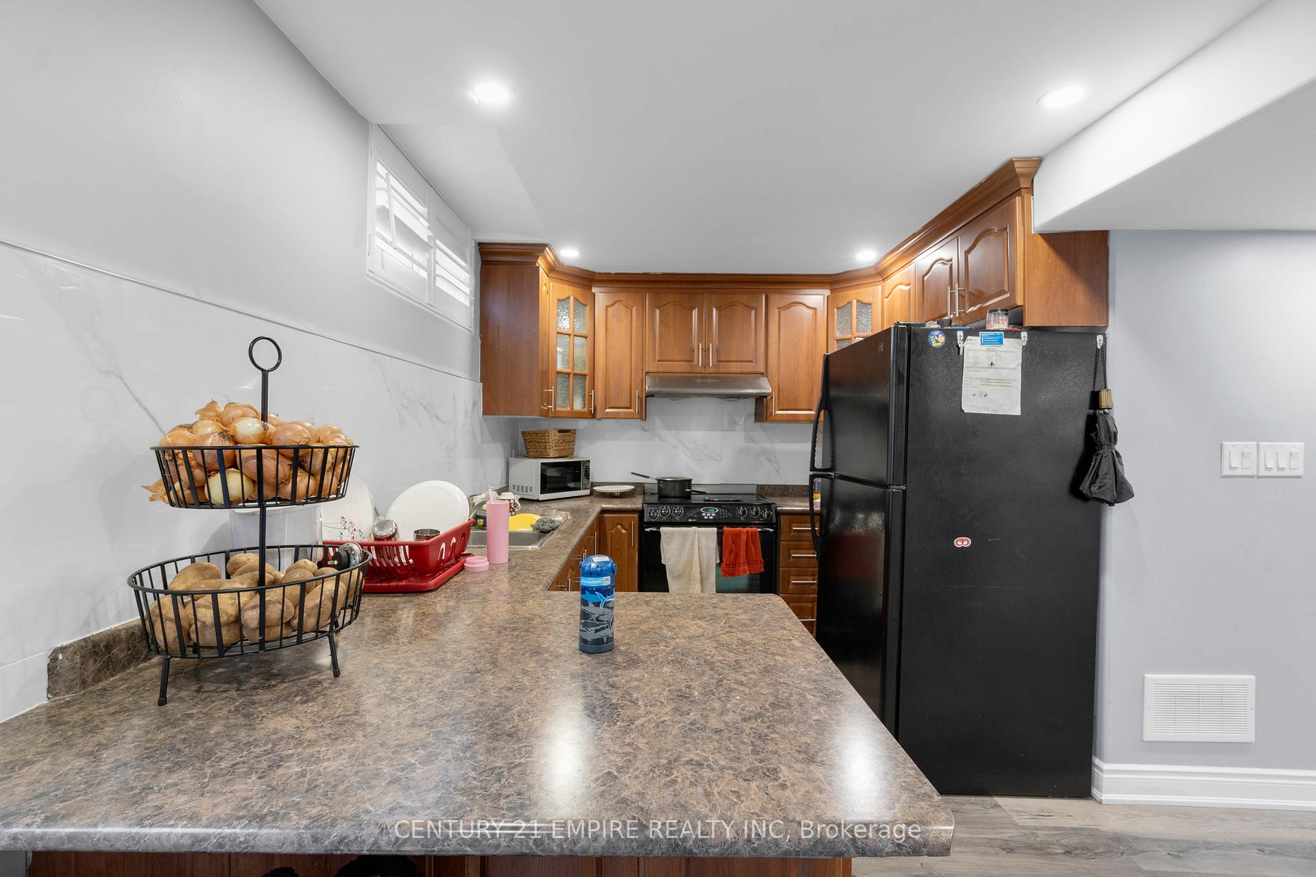Photo 59 of 367 Edenbrook Hill Drive, Brampton, Fletcher's Meadow — HOMEH
