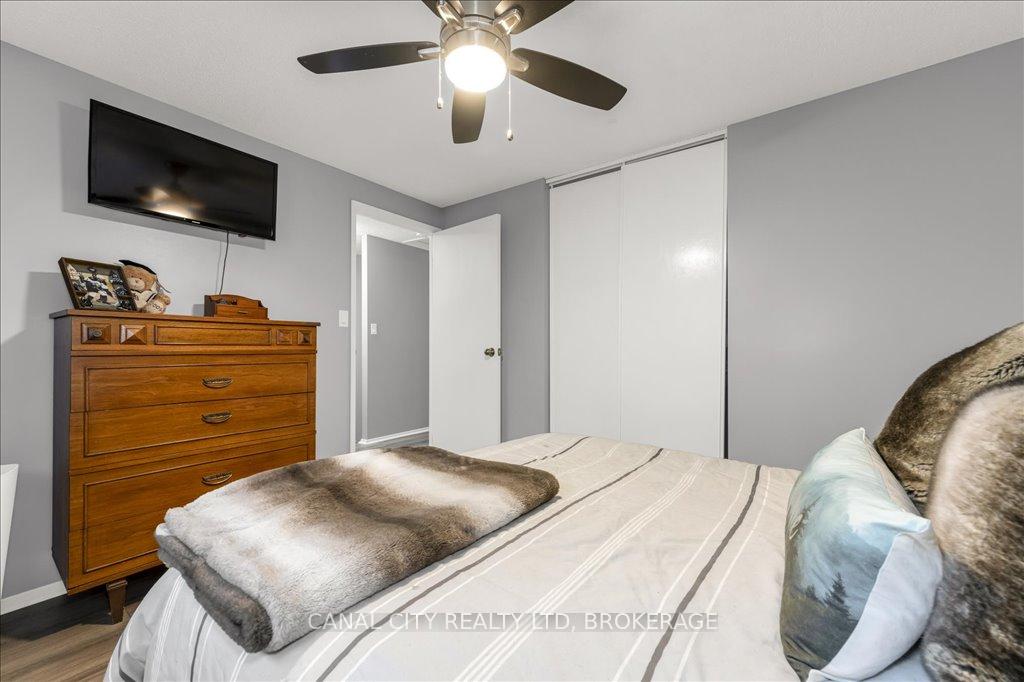 Photo 13 of 18 Oakmeadow Place, St. Catharines, Lakeshore — HOMEH