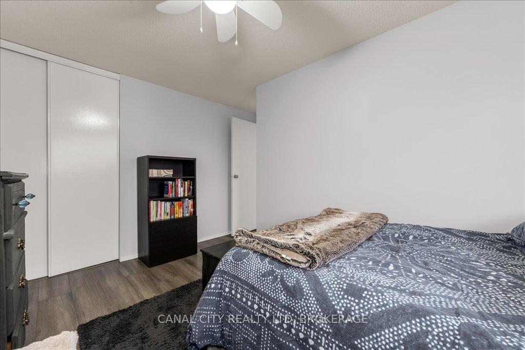 Photo 14 of 18 Oakmeadow Place, St. Catharines, Lakeshore — HOMEH