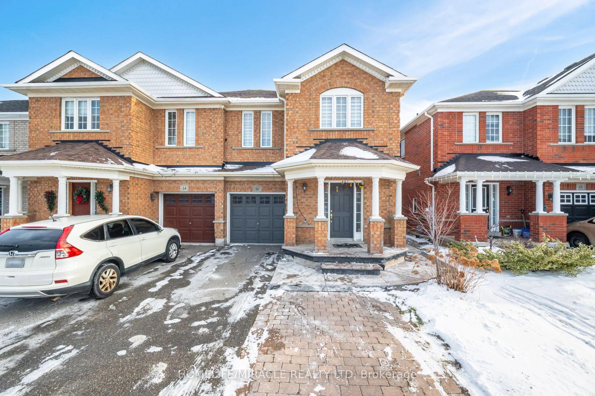 Photo 1 of 16 Hollingsworth Circle, Brampton, Fletcher's Meadow — HOMEH