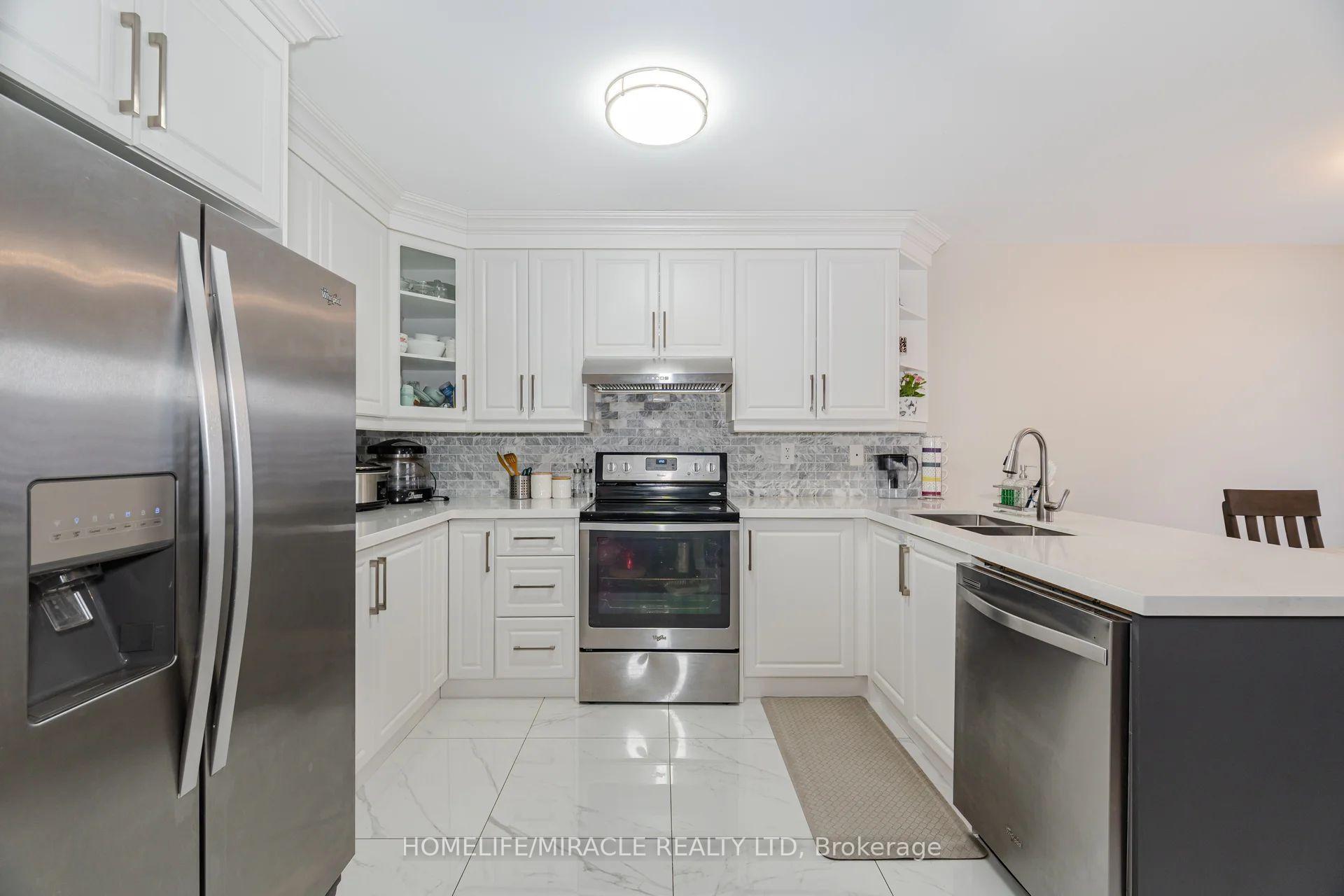 Photo 12 of 16 Hollingsworth Circle, Brampton, Fletcher's Meadow — HOMEH