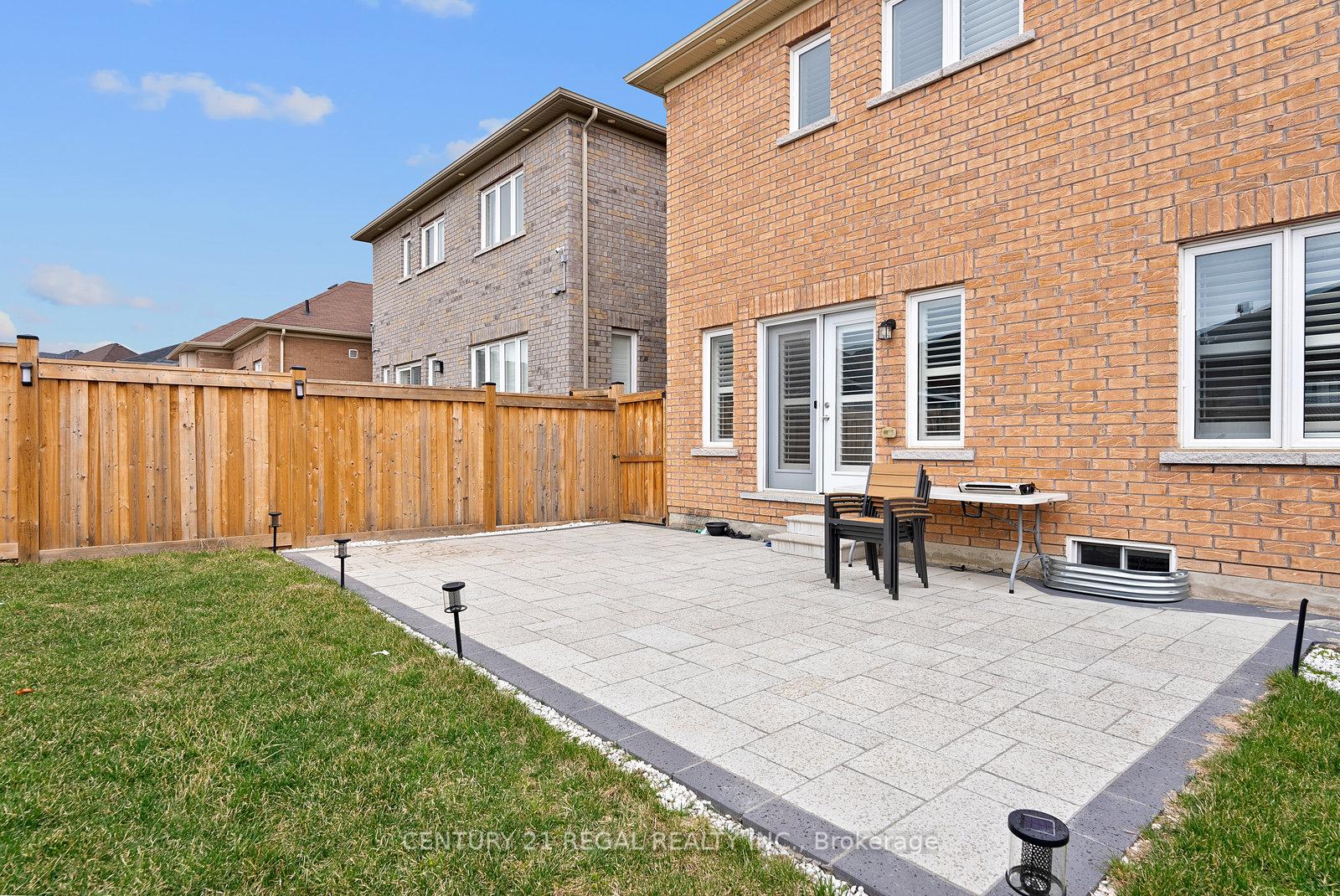 Photo 38 of 38 Lyle Drive, Clarington, Bowmanville — HOMEH