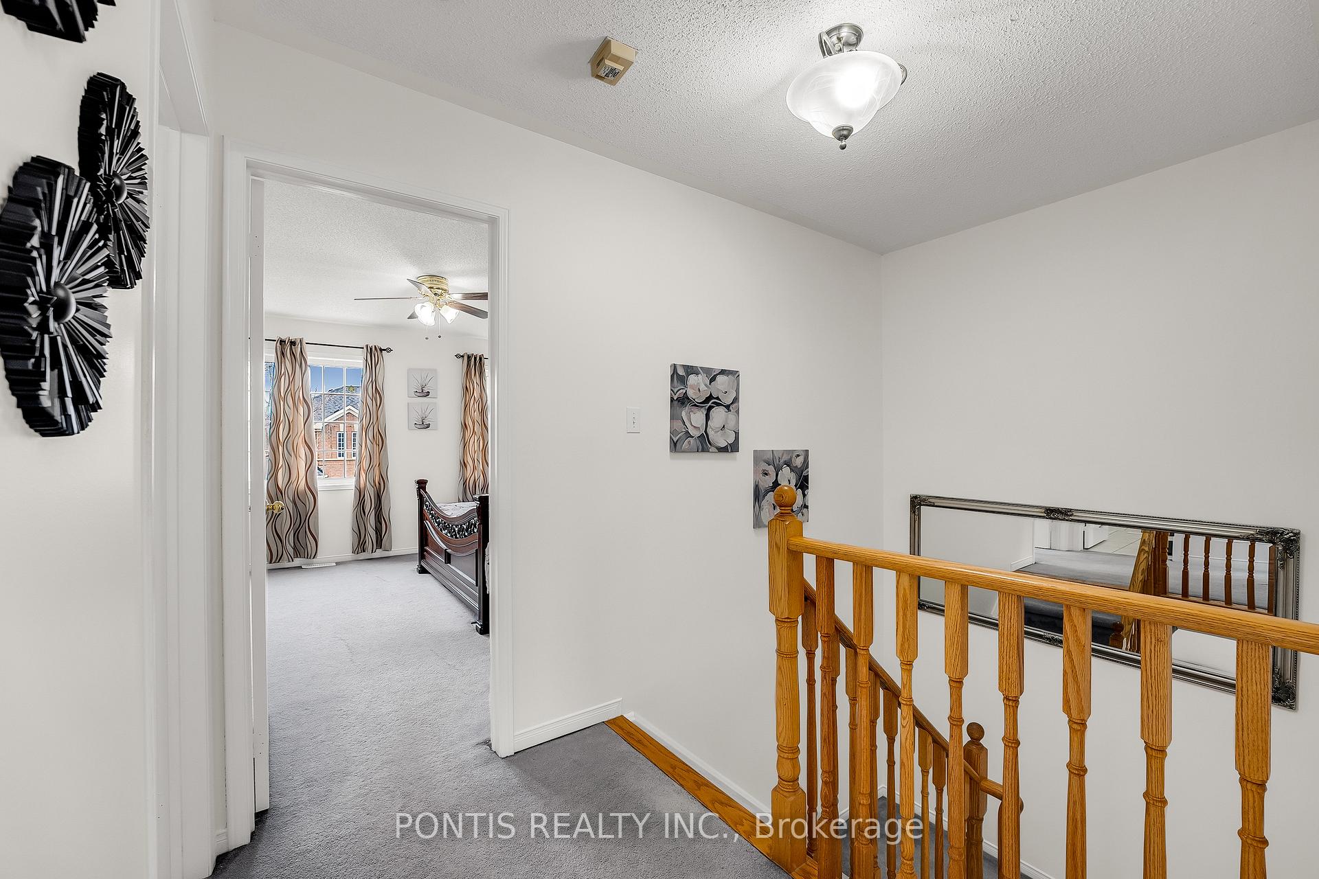 Photo 15 of 22 Mistdale Crescent, Brampton, Fletcher's Meadow — HOMEH