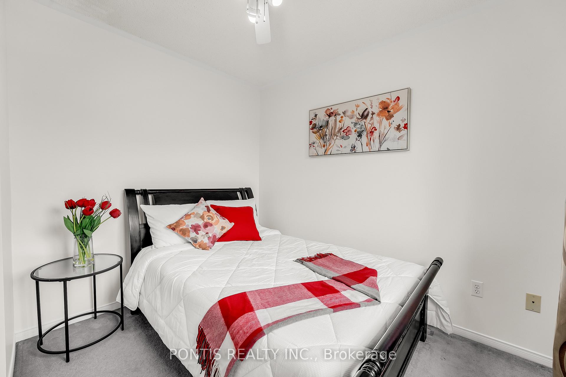 Photo 23 of 22 Mistdale Crescent, Brampton, Fletcher's Meadow — HOMEH