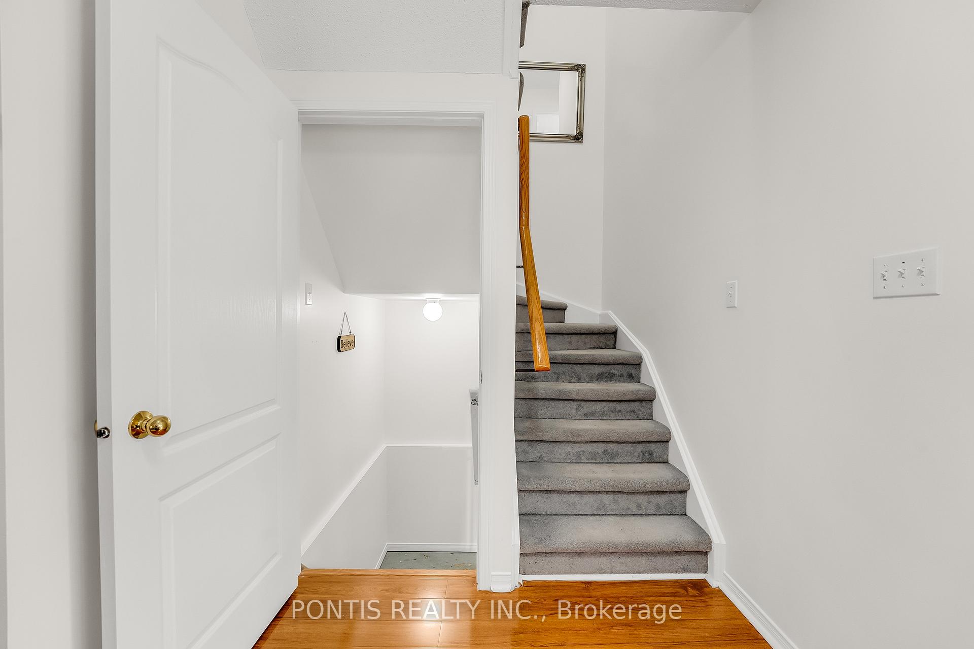 Photo 26 of 22 Mistdale Crescent, Brampton, Fletcher's Meadow — HOMEH