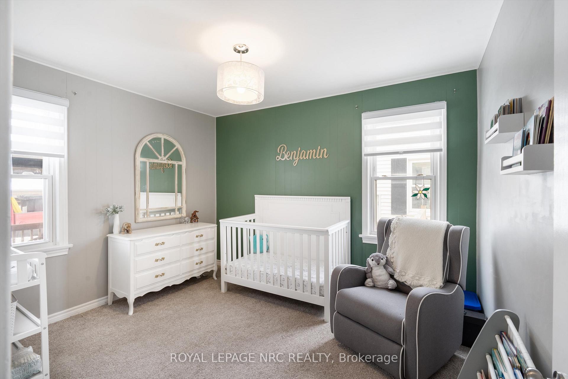 Photo 17 of 16 Admiral Road, St. Catharines, Secord Woods — HOMEH