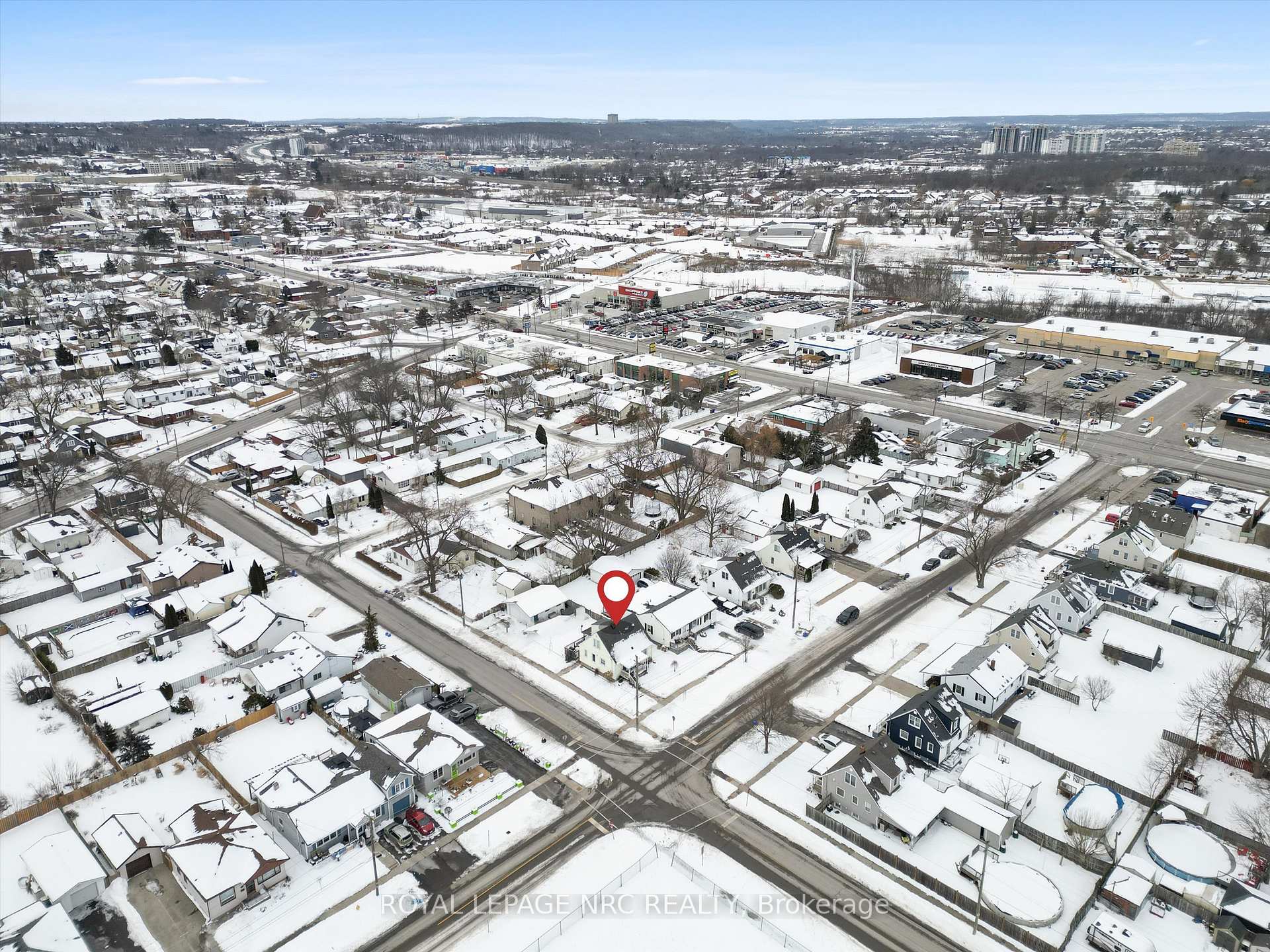 Photo 31 of 16 Admiral Road, St. Catharines, Secord Woods — HOMEH