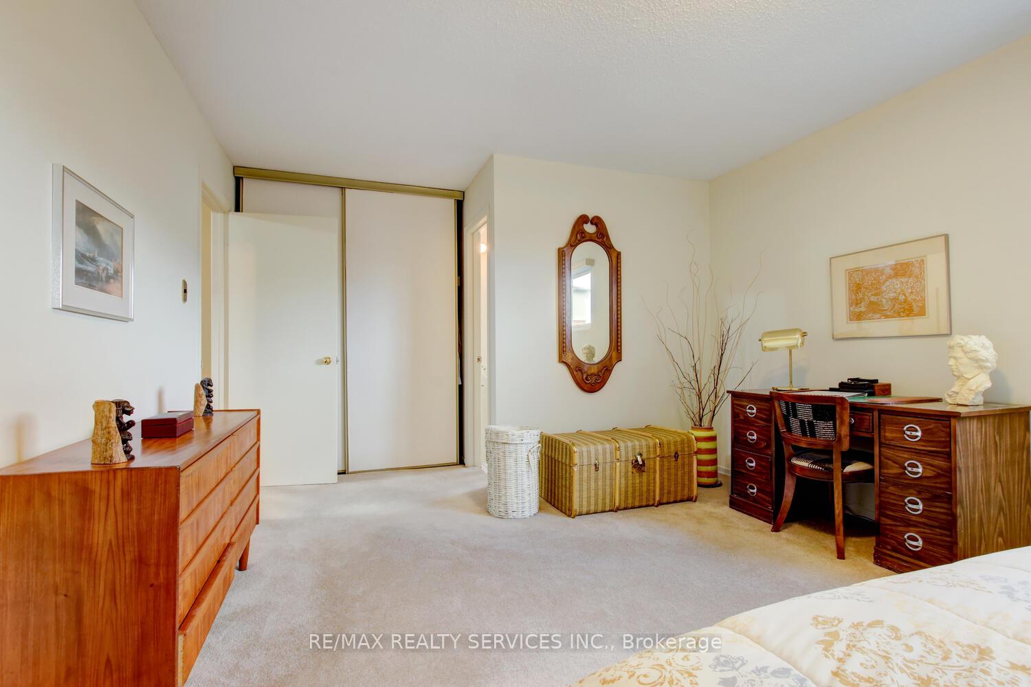 Photo 17 of 82 Horne Drive, Brampton, Brampton North — HOMEH