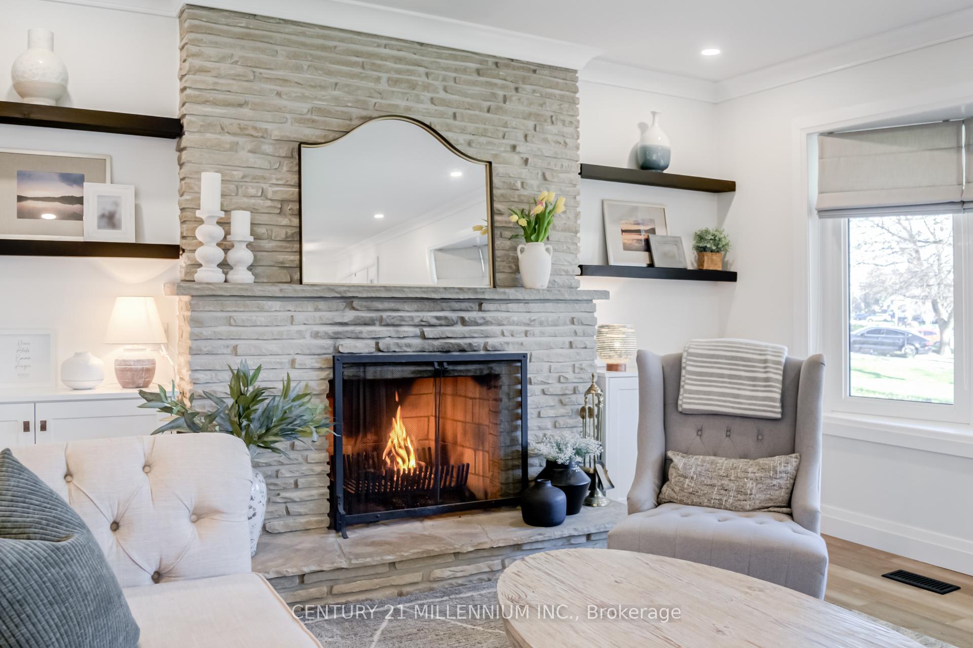 Photo 7 of 10 Greystone Crescent, Brampton, Brampton South — HOMEH