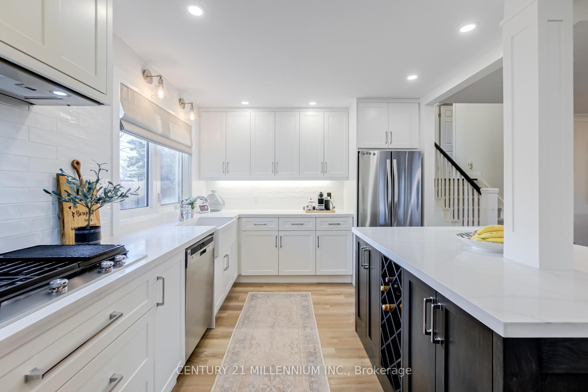 Photo 12 of 10 Greystone Crescent, Brampton, Brampton South — HOMEH