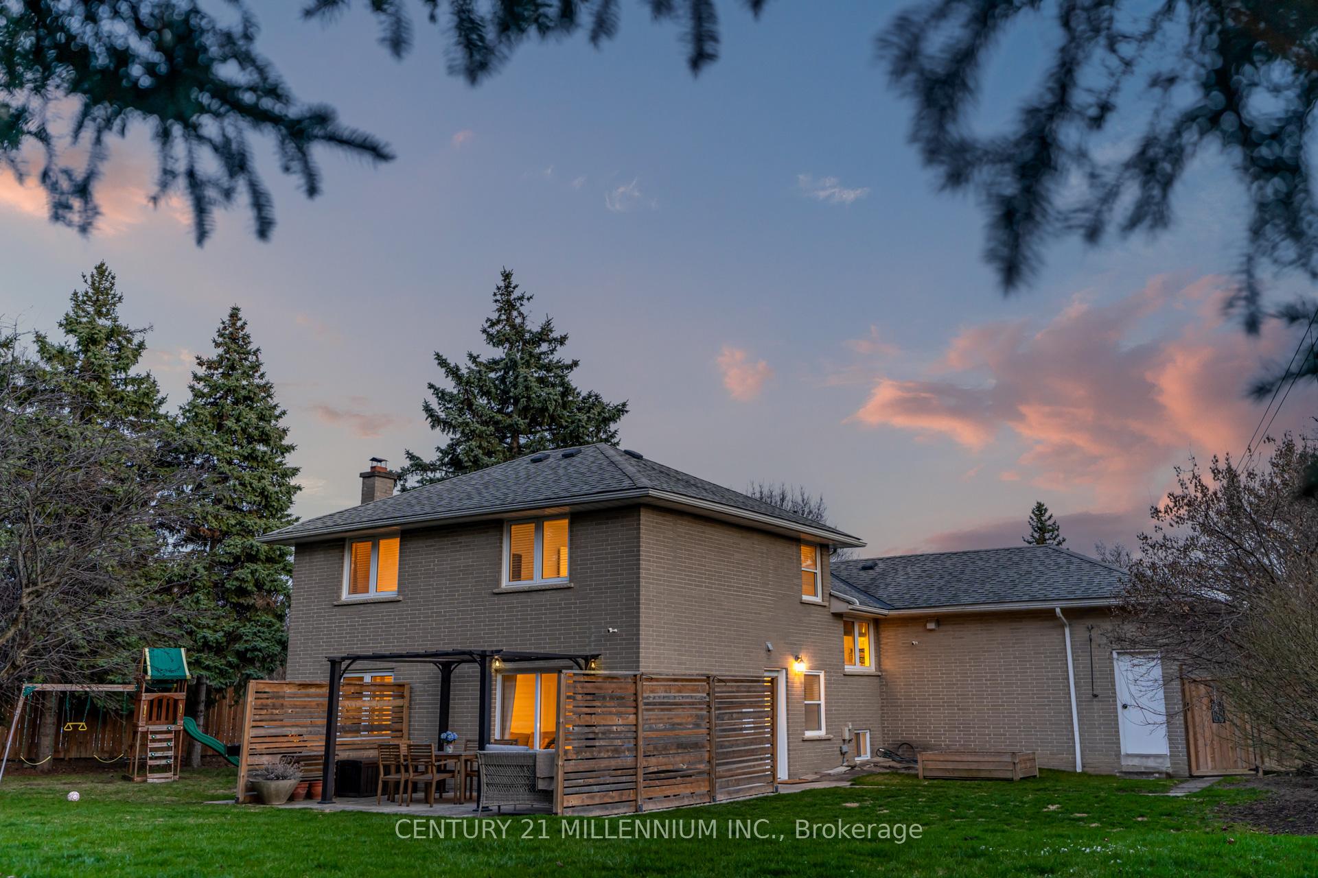 Photo 47 of 10 Greystone Crescent, Brampton, Brampton South — HOMEH
