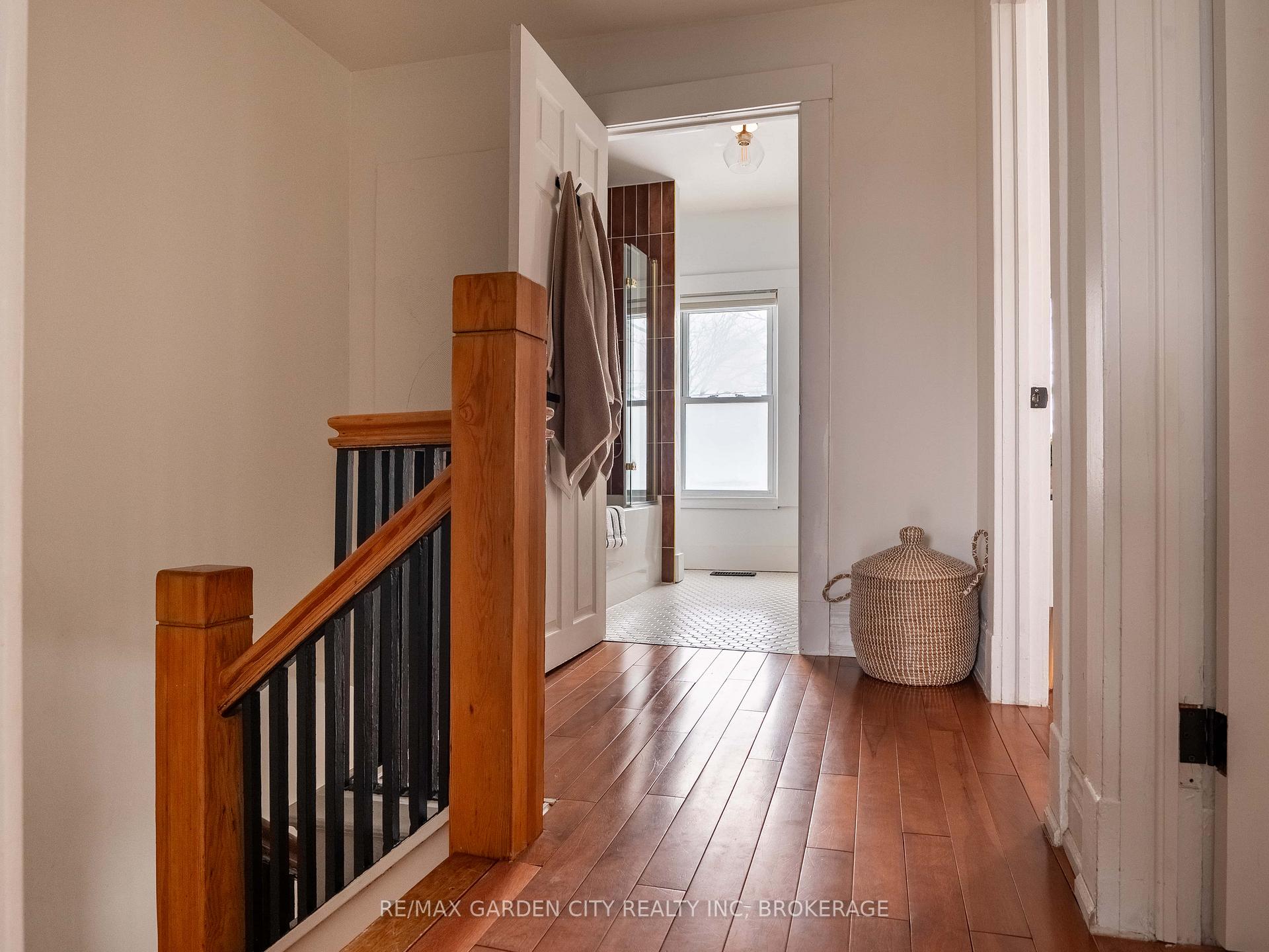 Photo 17 of 75 York Street, St. Catharines, Downtown — HOMEH