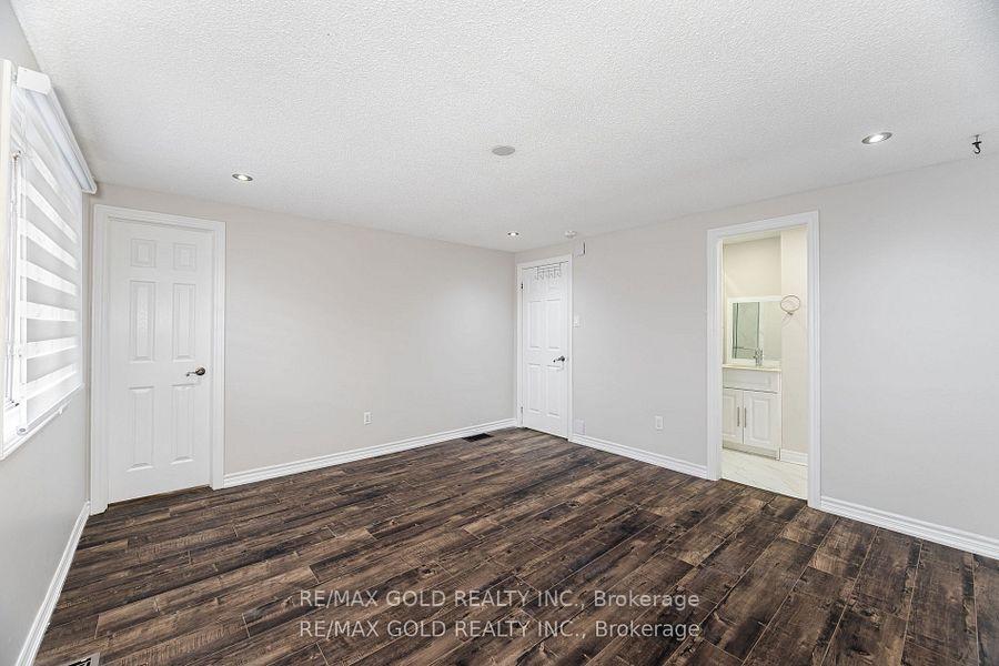 Photo 42 of 58 Oleander Crescent, Brampton, Heart Lake East — HOMEH