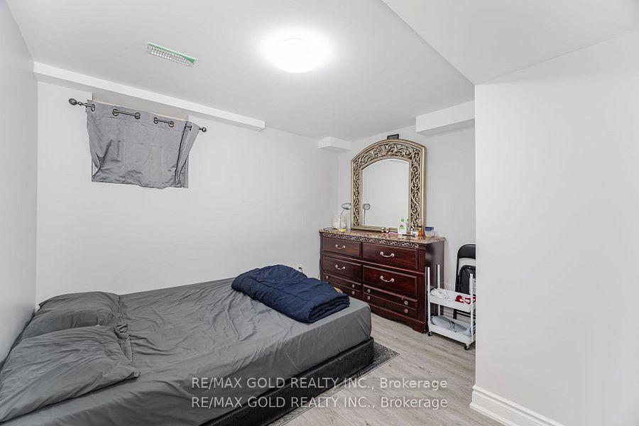 Photo 55 of 58 Oleander Crescent, Brampton, Heart Lake East — HOMEH
