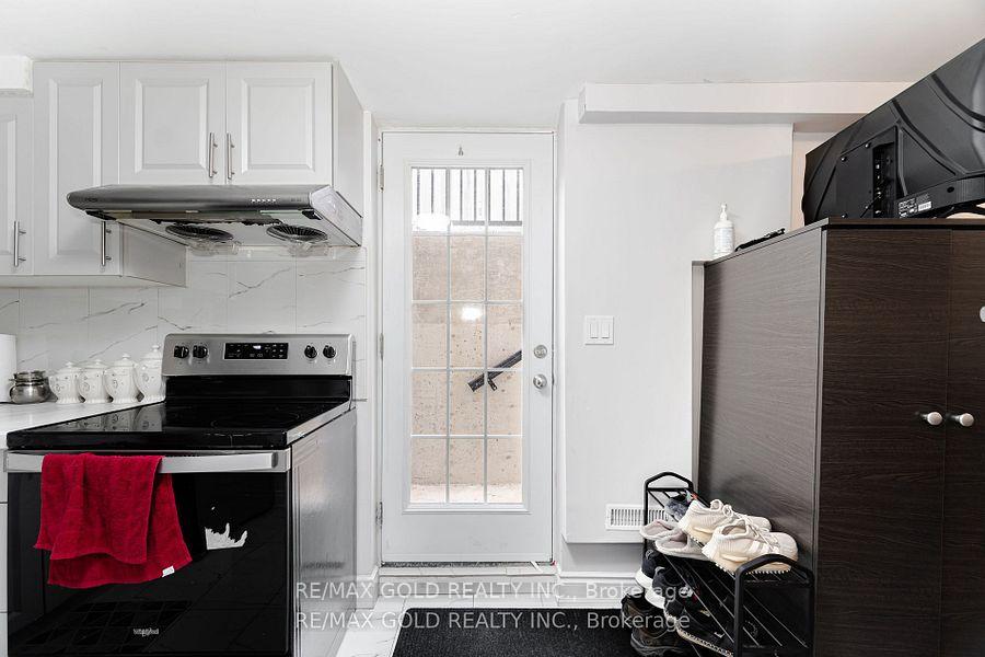 Photo 56 of 58 Oleander Crescent, Brampton, Heart Lake East — HOMEH