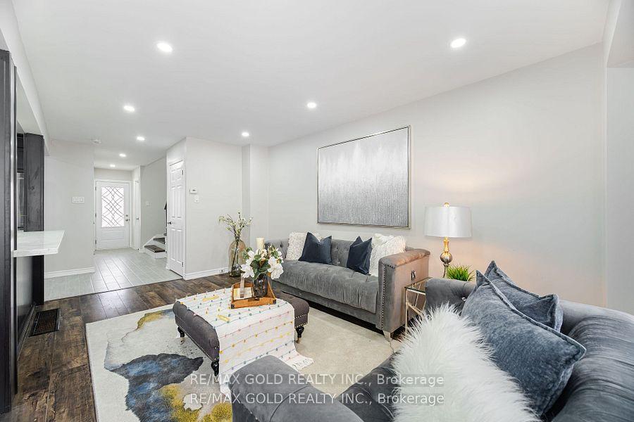 Photo 27 of 58 Oleander Crescent, Brampton, Heart Lake East — HOMEH