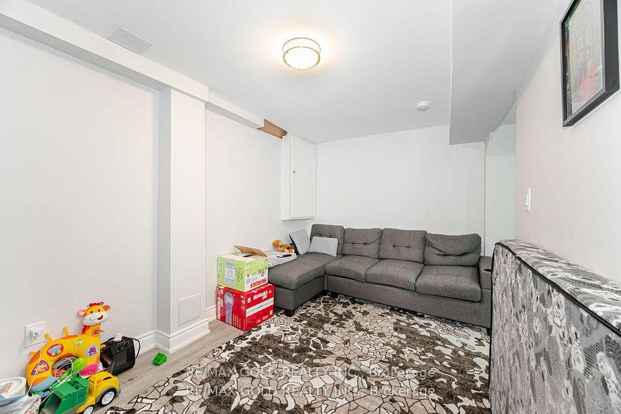 Photo 73 of 58 Oleander Crescent, Brampton, Heart Lake East — HOMEH