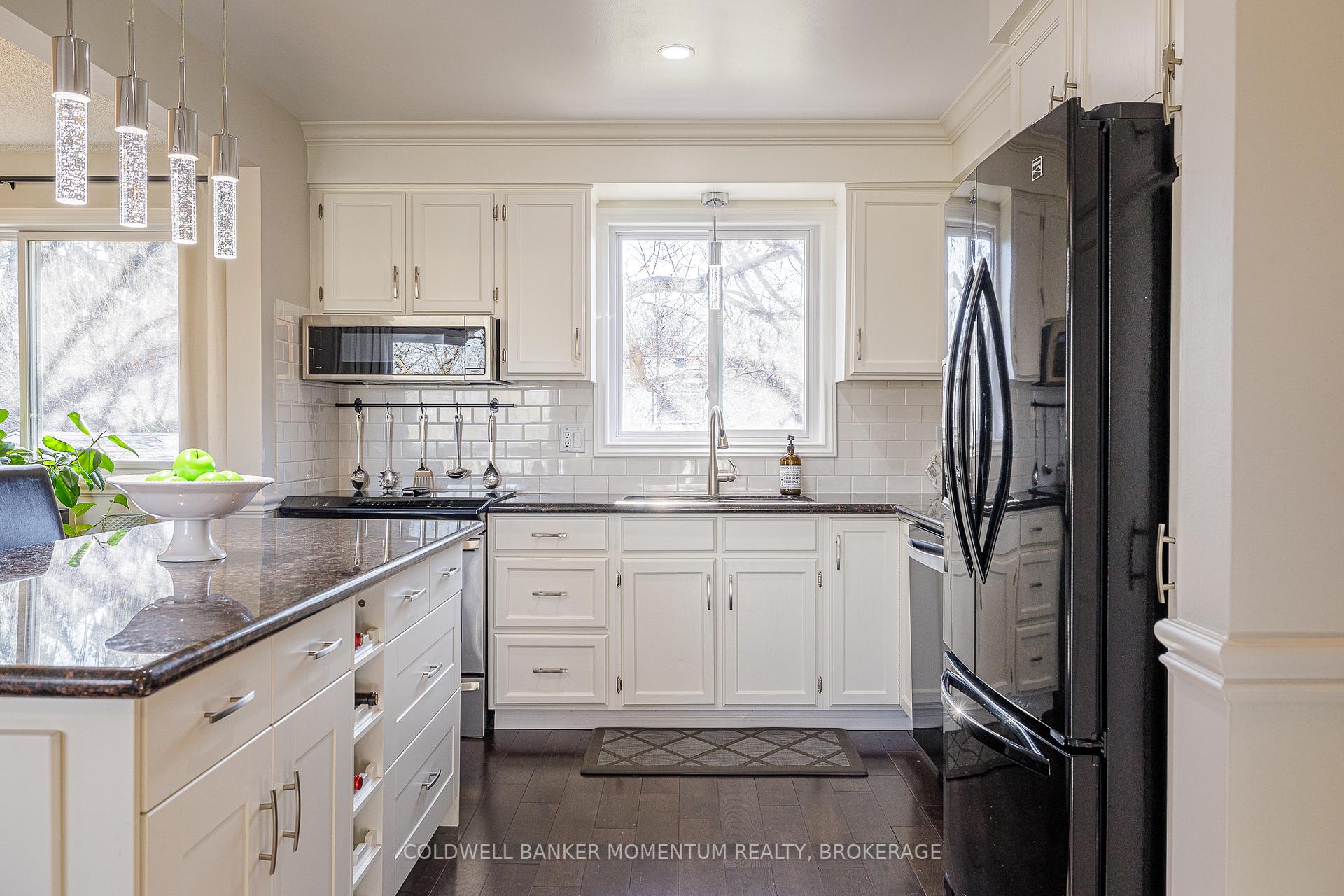 Photo 36 of 62.5 Lakehurst Drive, St. Catharines, Lakeport — HOMEH