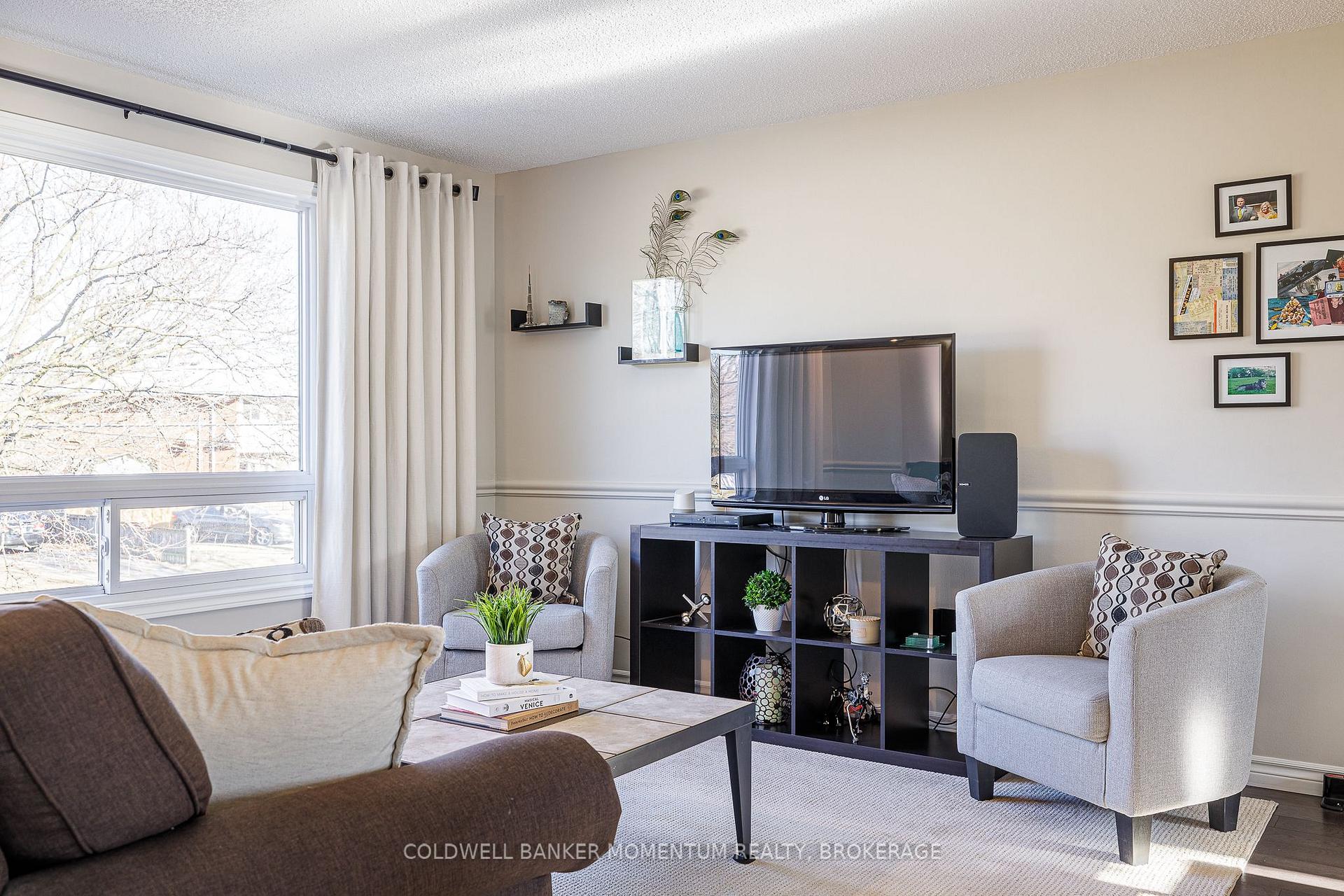 Photo 12 of 62.5 Lakehurst Drive, St. Catharines, Lakeport — HOMEH