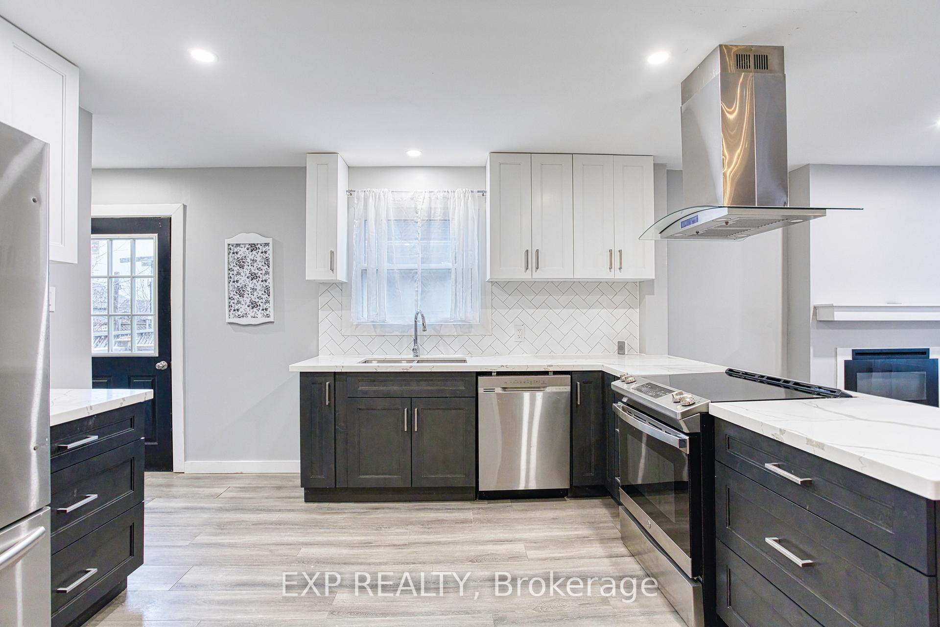 Photo 15 of 7 Sherbourne Street, St. Catharines, Facer — HOMEH