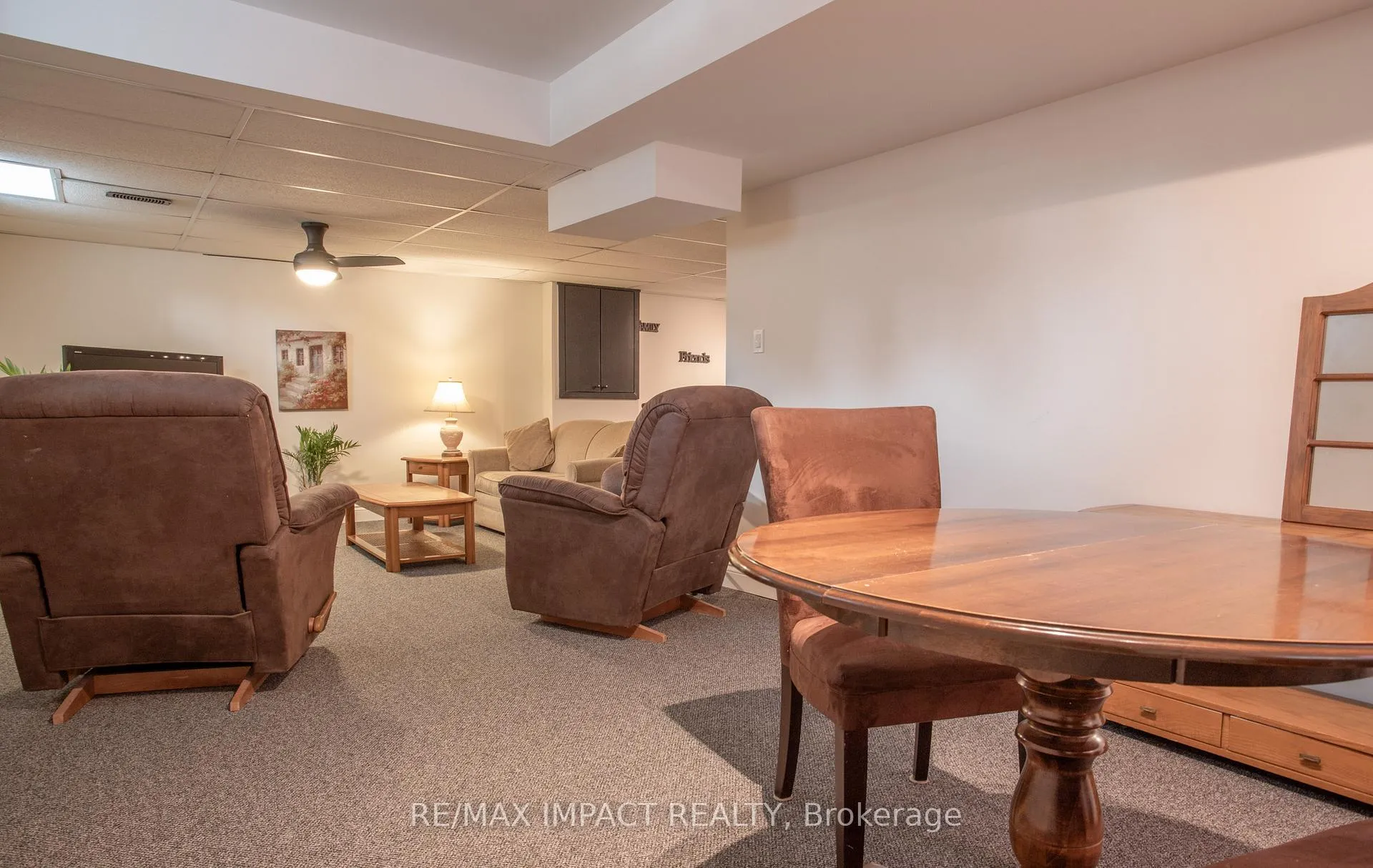 Photo 23 of 23 Louis Way, Scugog, Port Perry — HOMEH