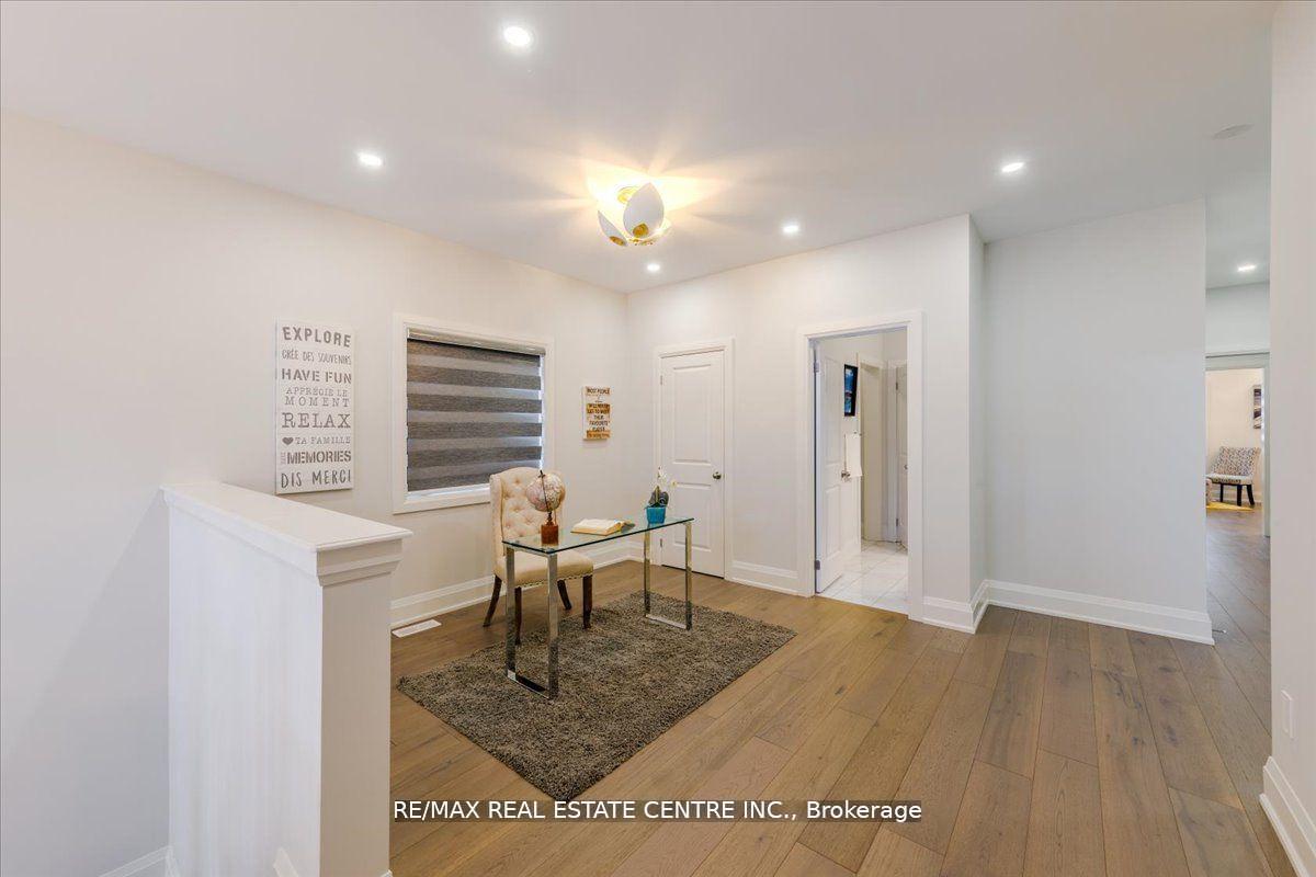Photo 22 of 18 Elverton Crescent, Brampton, Northwest Brampton — HOMEH