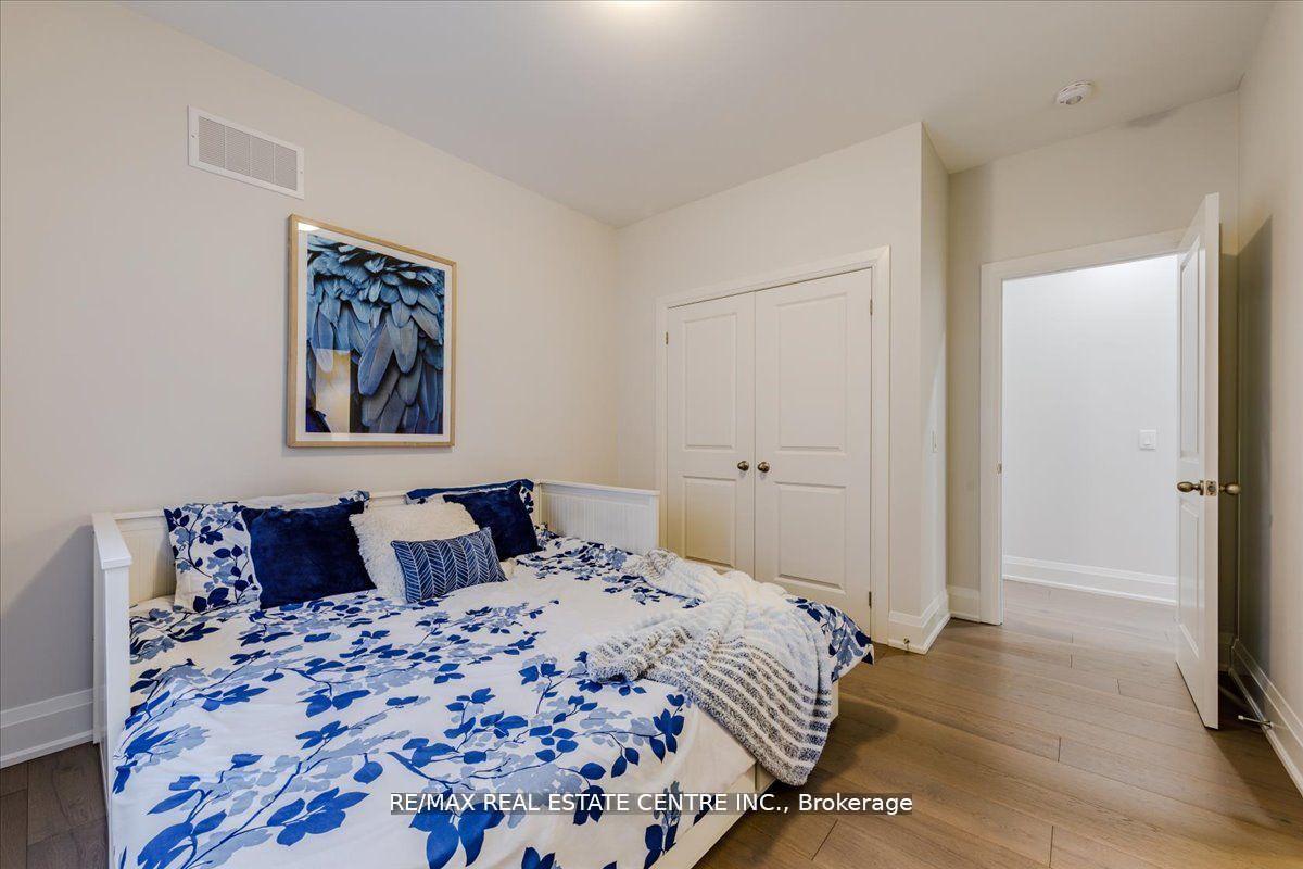 Photo 28 of 18 Elverton Crescent, Brampton, Northwest Brampton — HOMEH