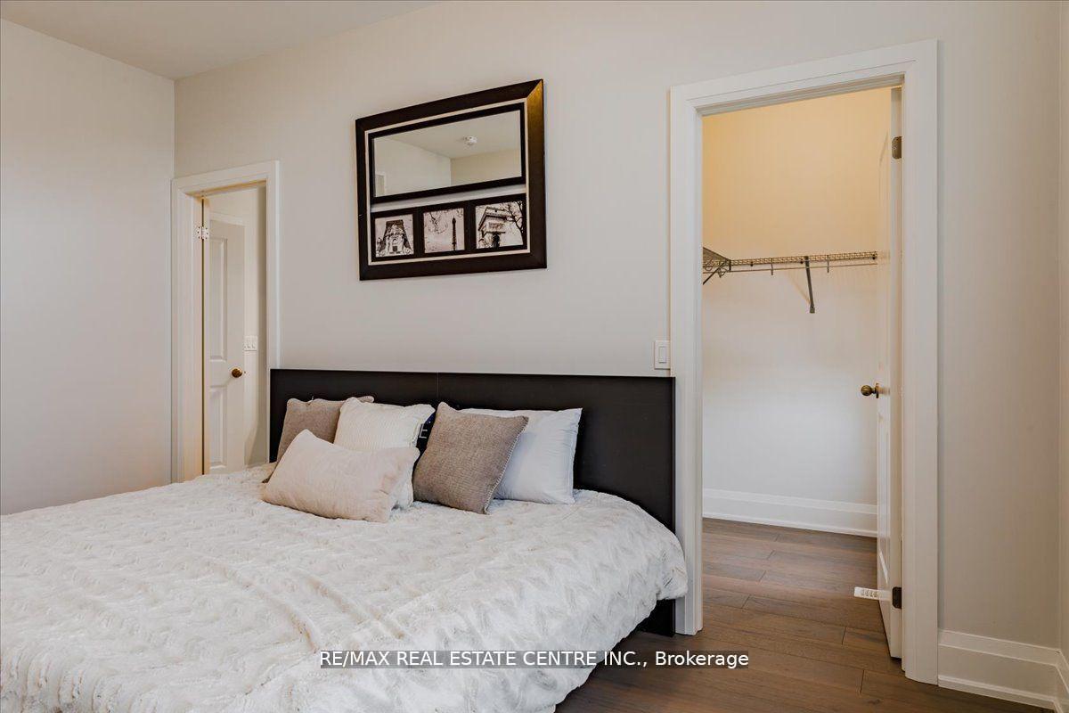 Photo 35 of 18 Elverton Crescent, Brampton, Northwest Brampton — HOMEH