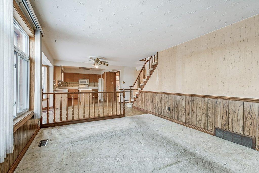 Photo 15 of 16 Alder Court, Hamilton, Stoney Creek — HOMEH